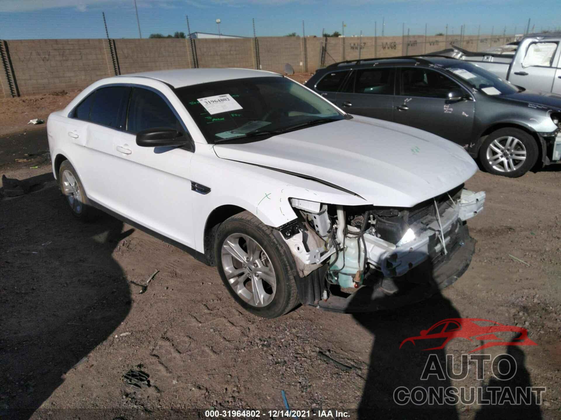 FORD TAURUS 2018 - 1FAHP2D87JG135842