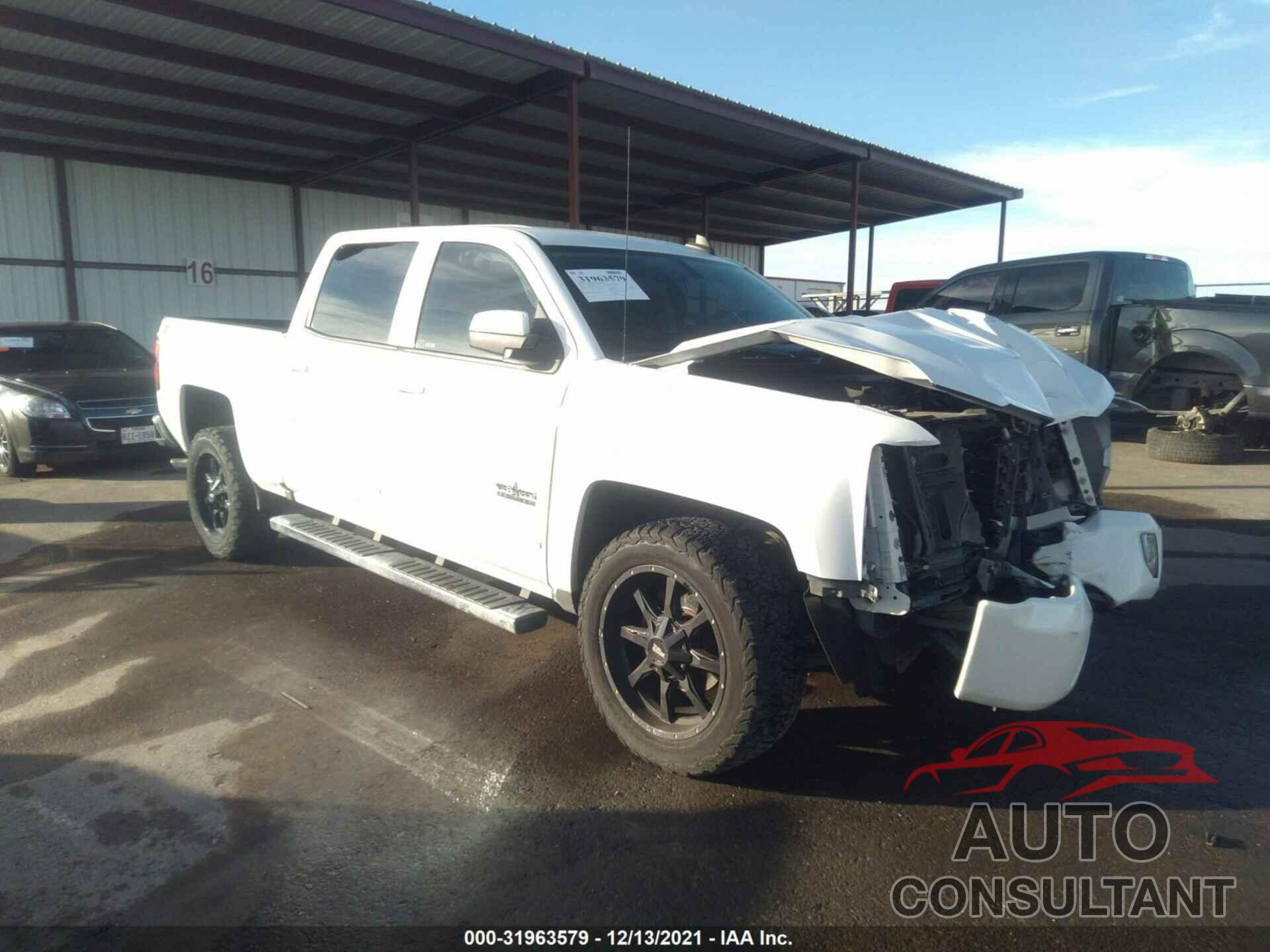 CHEVROLET SILVERADO 1500 2018 - 3GCUKREC6JG510711