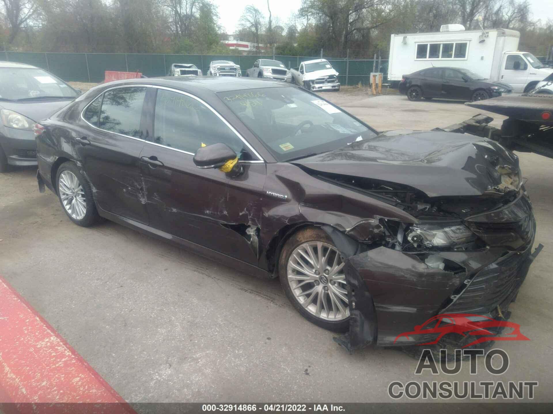 TOYOTA CAMRY 2018 - 4T1B21HK1JU502973