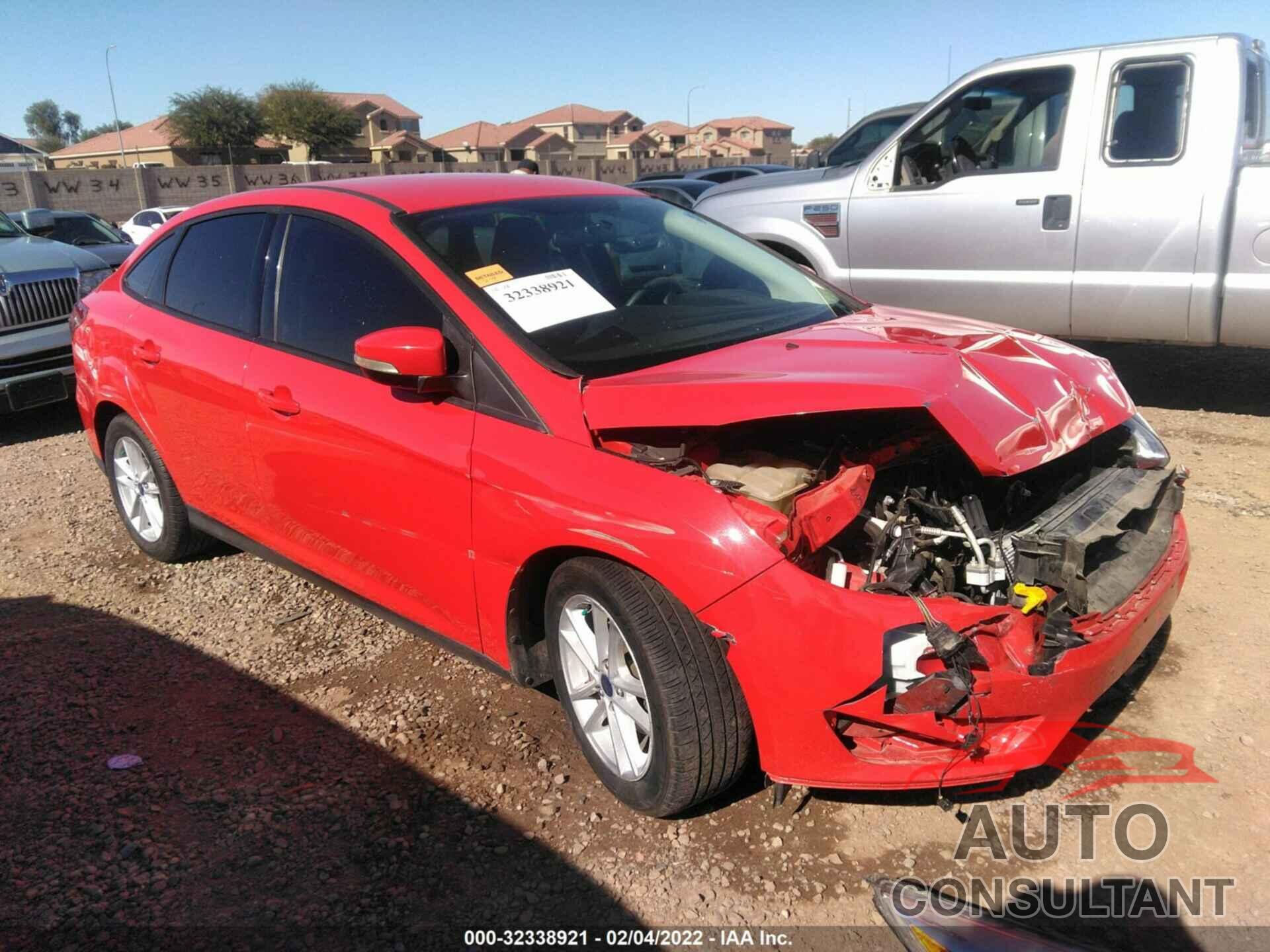 FORD FOCUS 2017 - 1FADP3F23HL217954