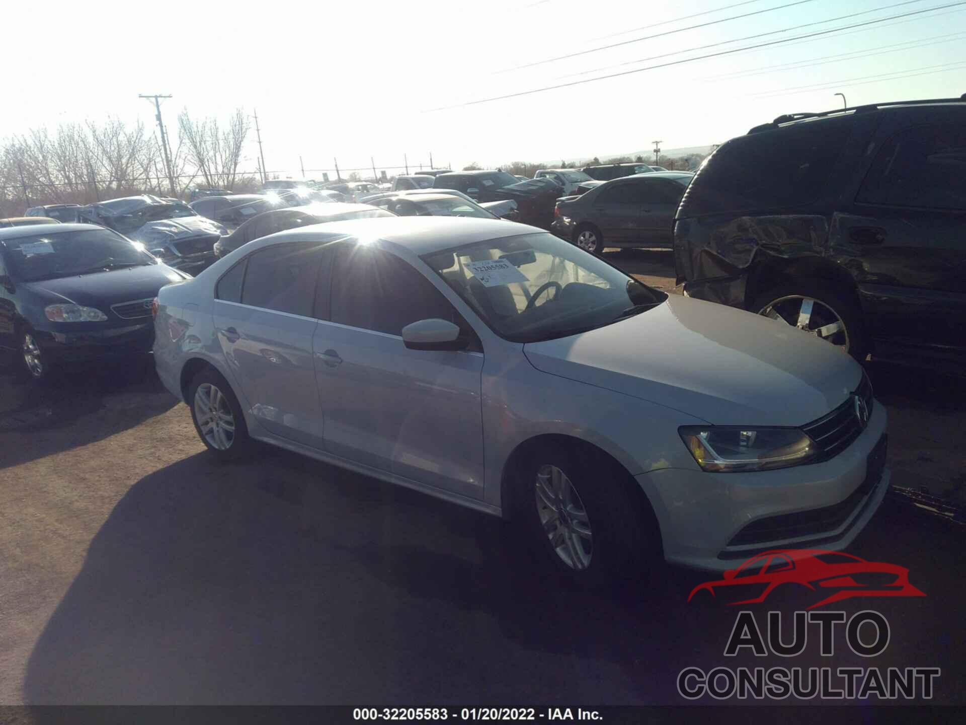 VOLKSWAGEN JETTA 2017 - 3VW2B7AJ9HM379458