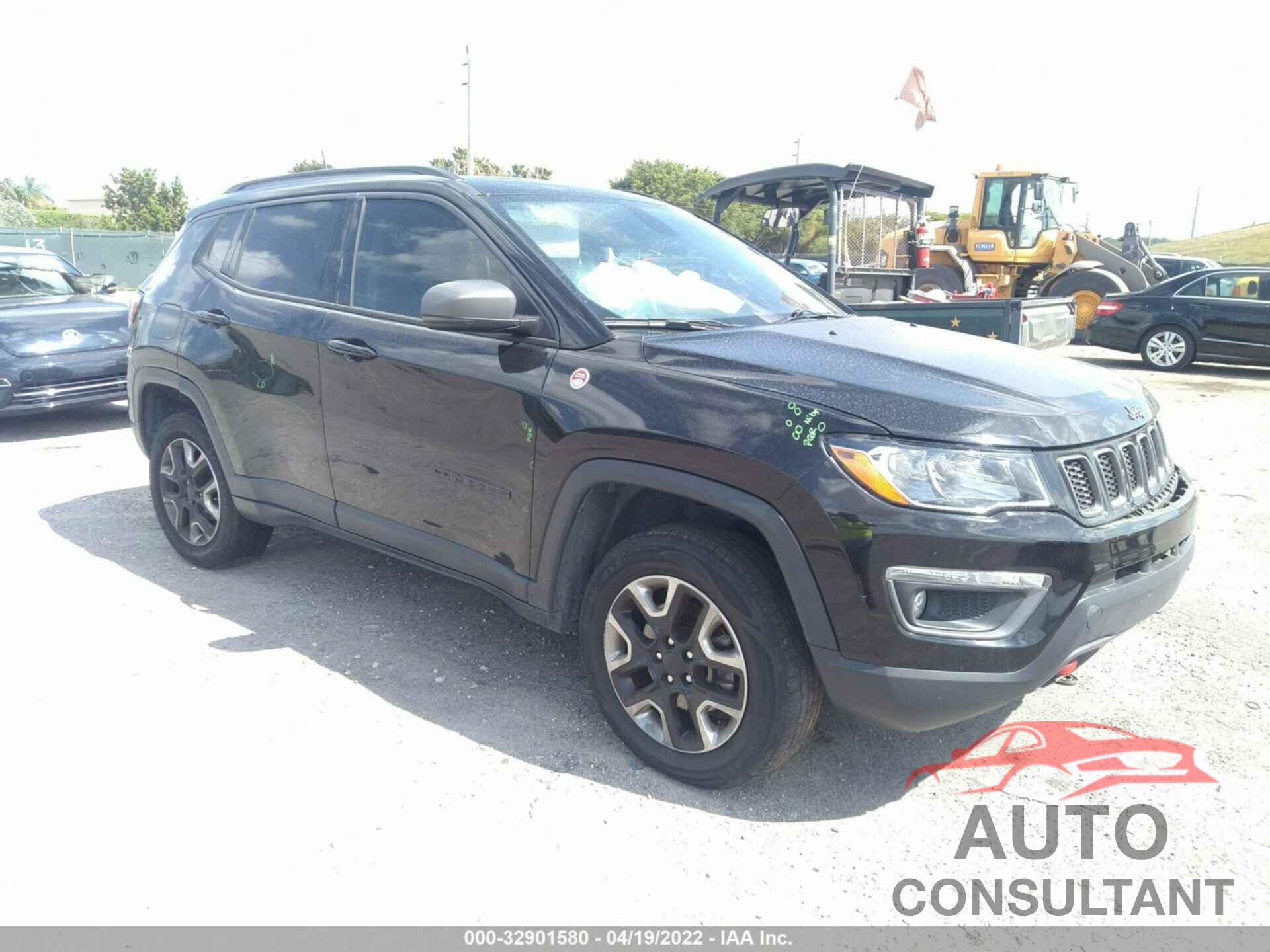 JEEP COMPASS 2018 - 3C4NJDDB4JT130499