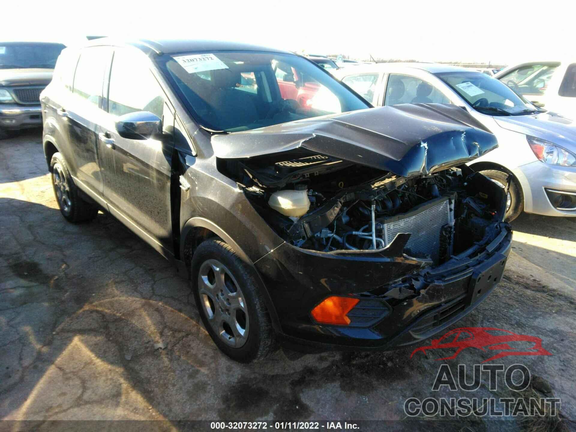 FORD ESCAPE 2017 - 1FMCU0F74HUE03338