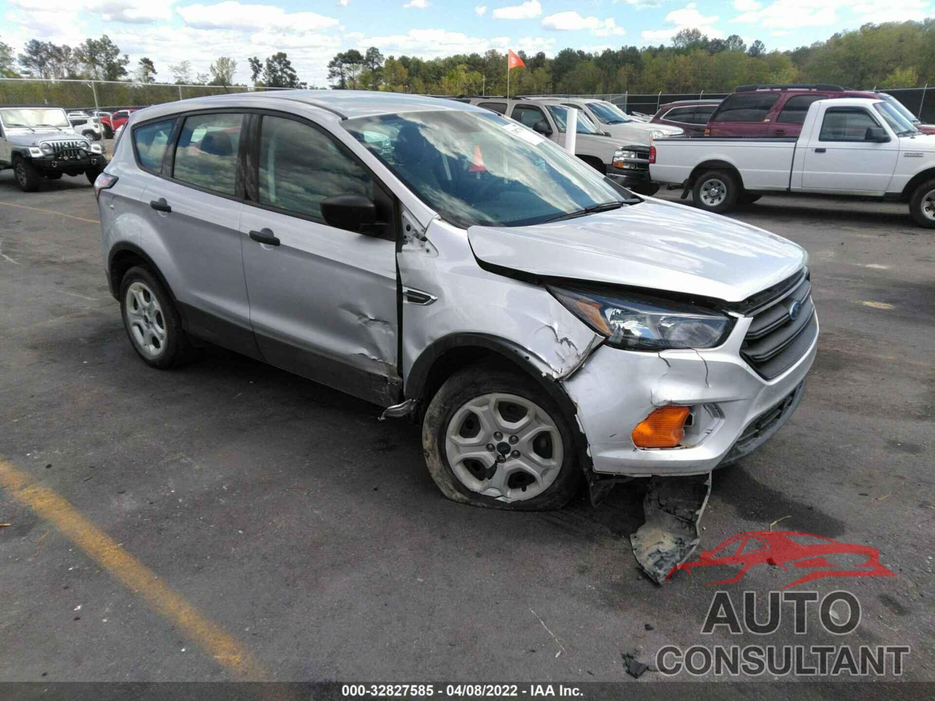 FORD ESCAPE 2018 - 1FMCU0F7XJUB67493