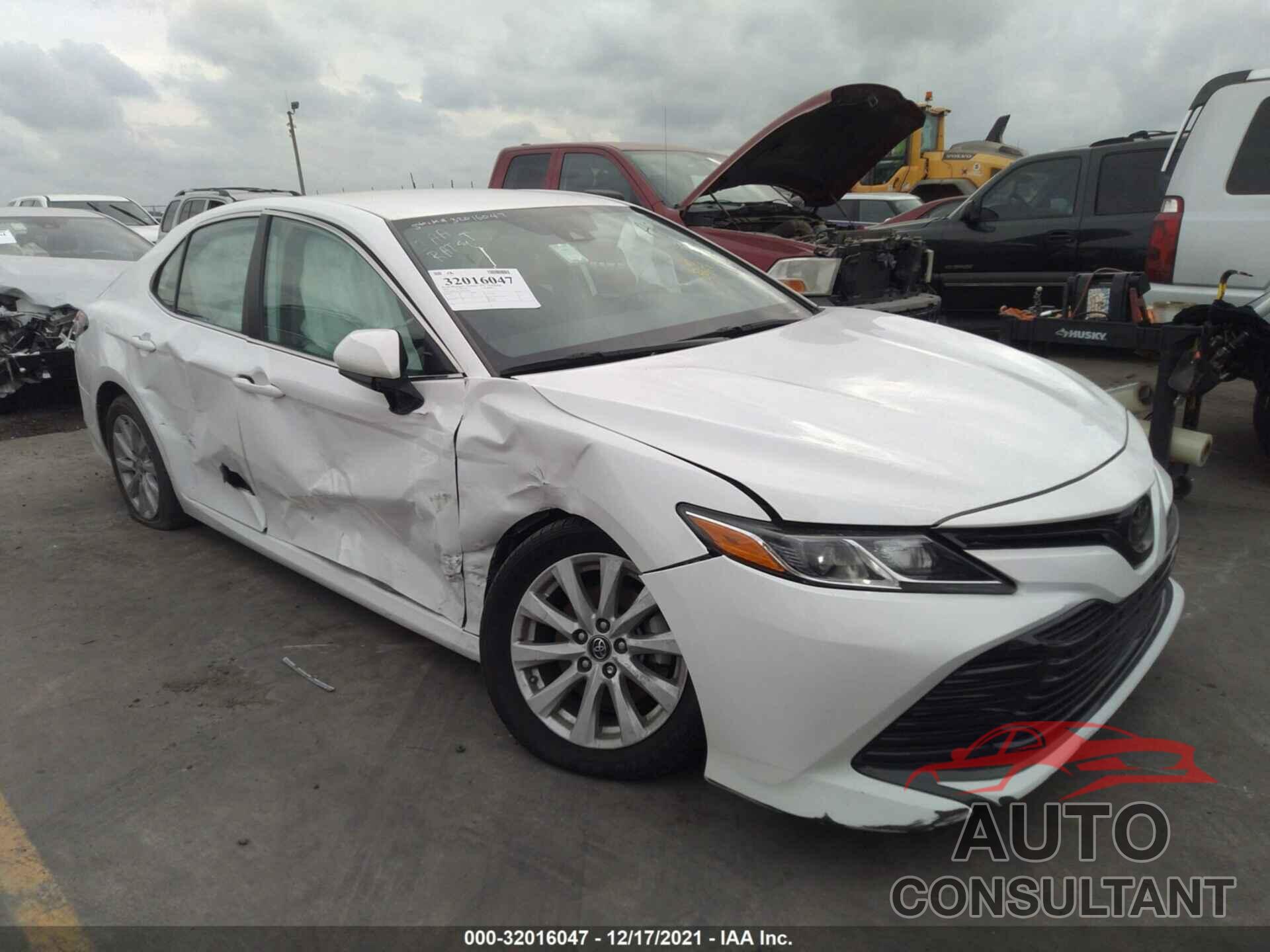 TOYOTA CAMRY 2019 - 4T1B11HKXKU754760