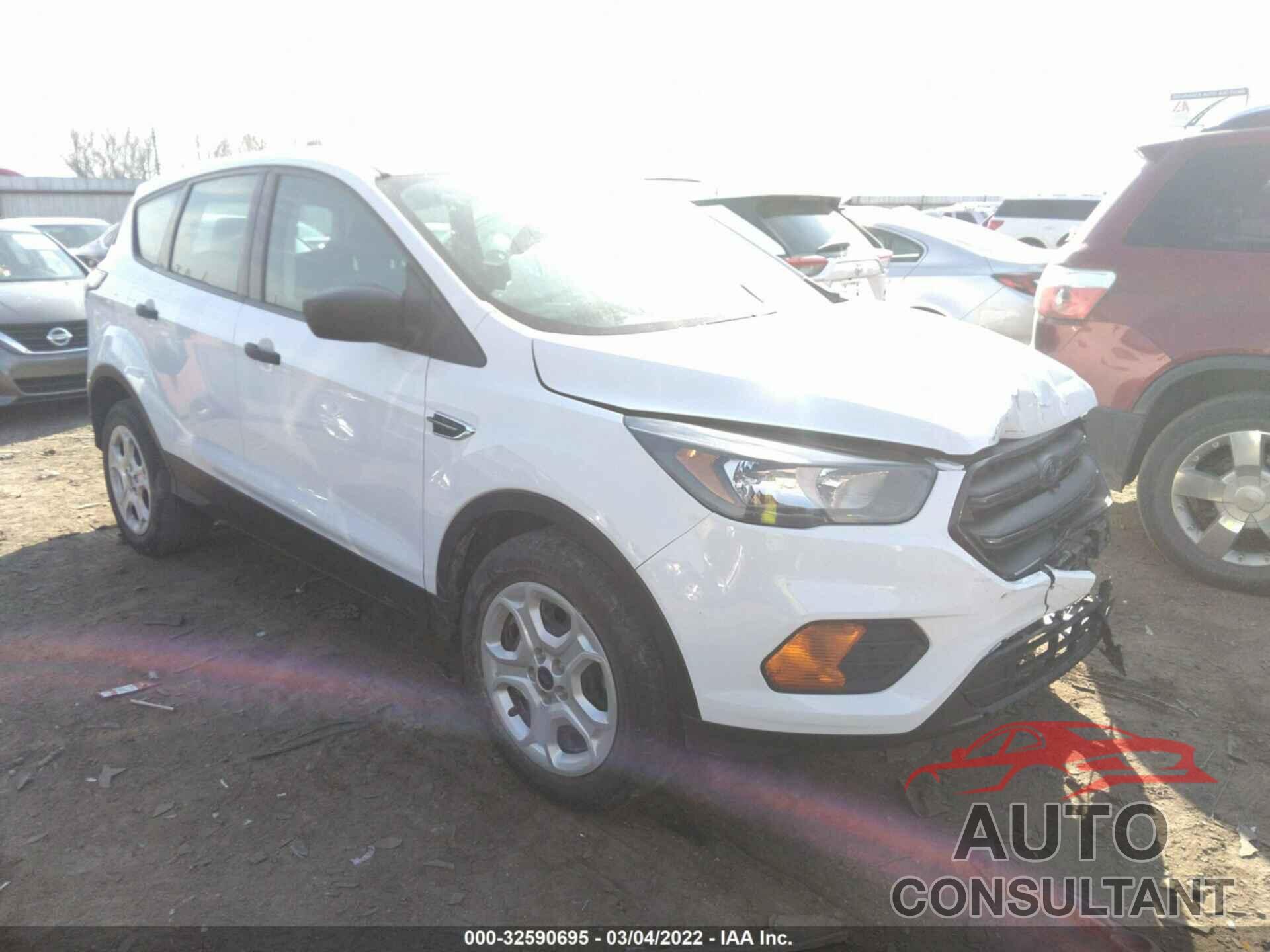 FORD ESCAPE 2018 - 1FMCU0F74JUA06945