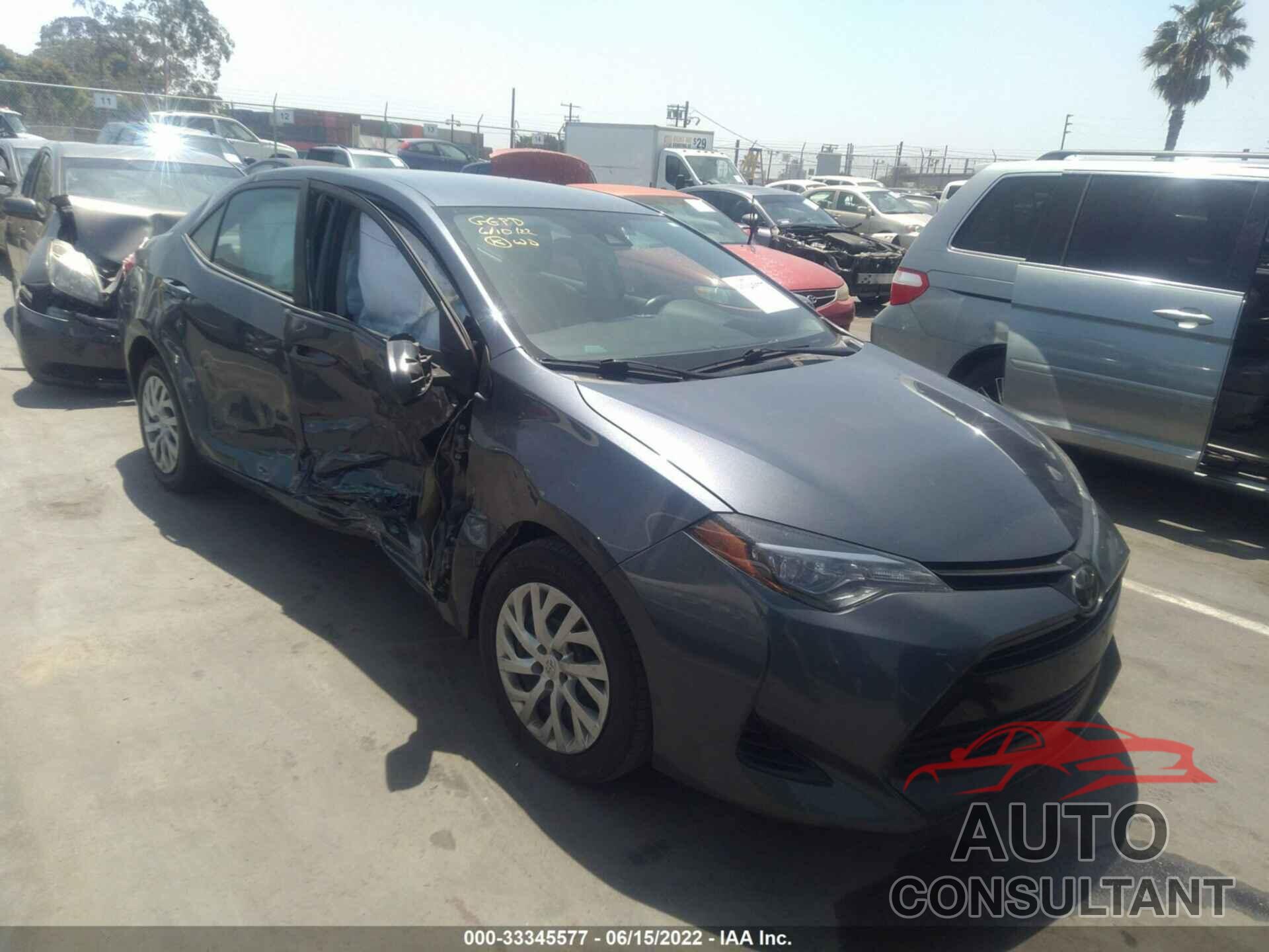 TOYOTA COROLLA 2018 - 2T1BURHE2JC985975