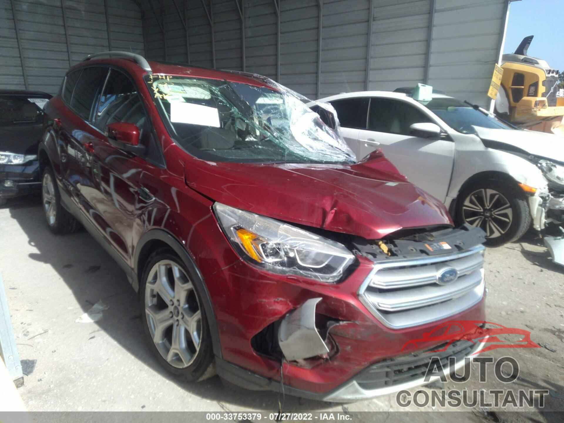 FORD ESCAPE 2017 - 1FMCU0J92HUA98978
