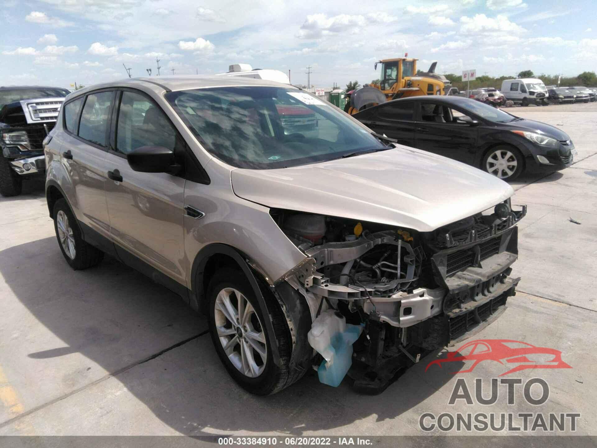 FORD ESCAPE 2018 - 1FMCU0F76JUD28826