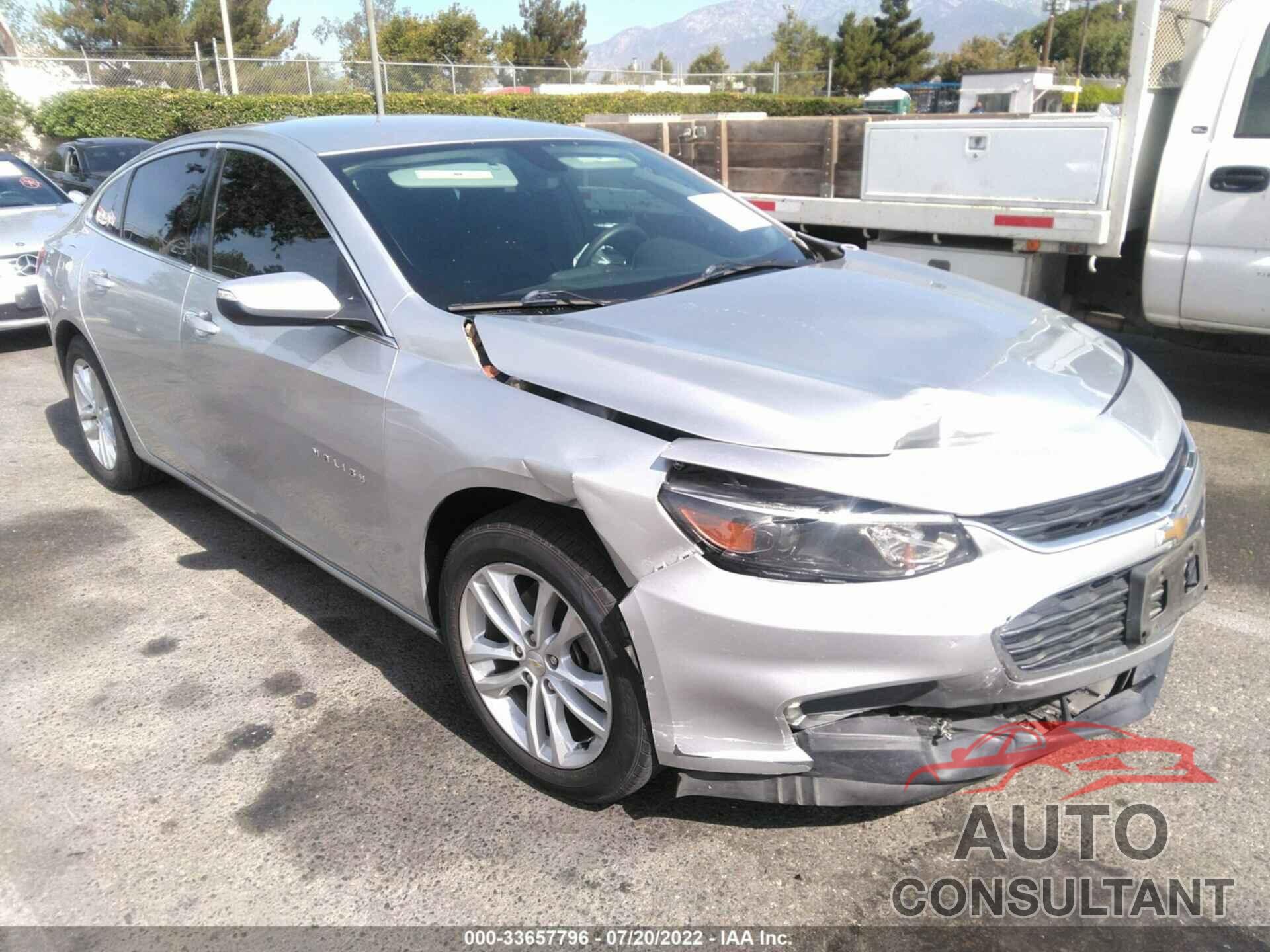 CHEVROLET MALIBU 2017 - 1G1ZE5ST3HF114525