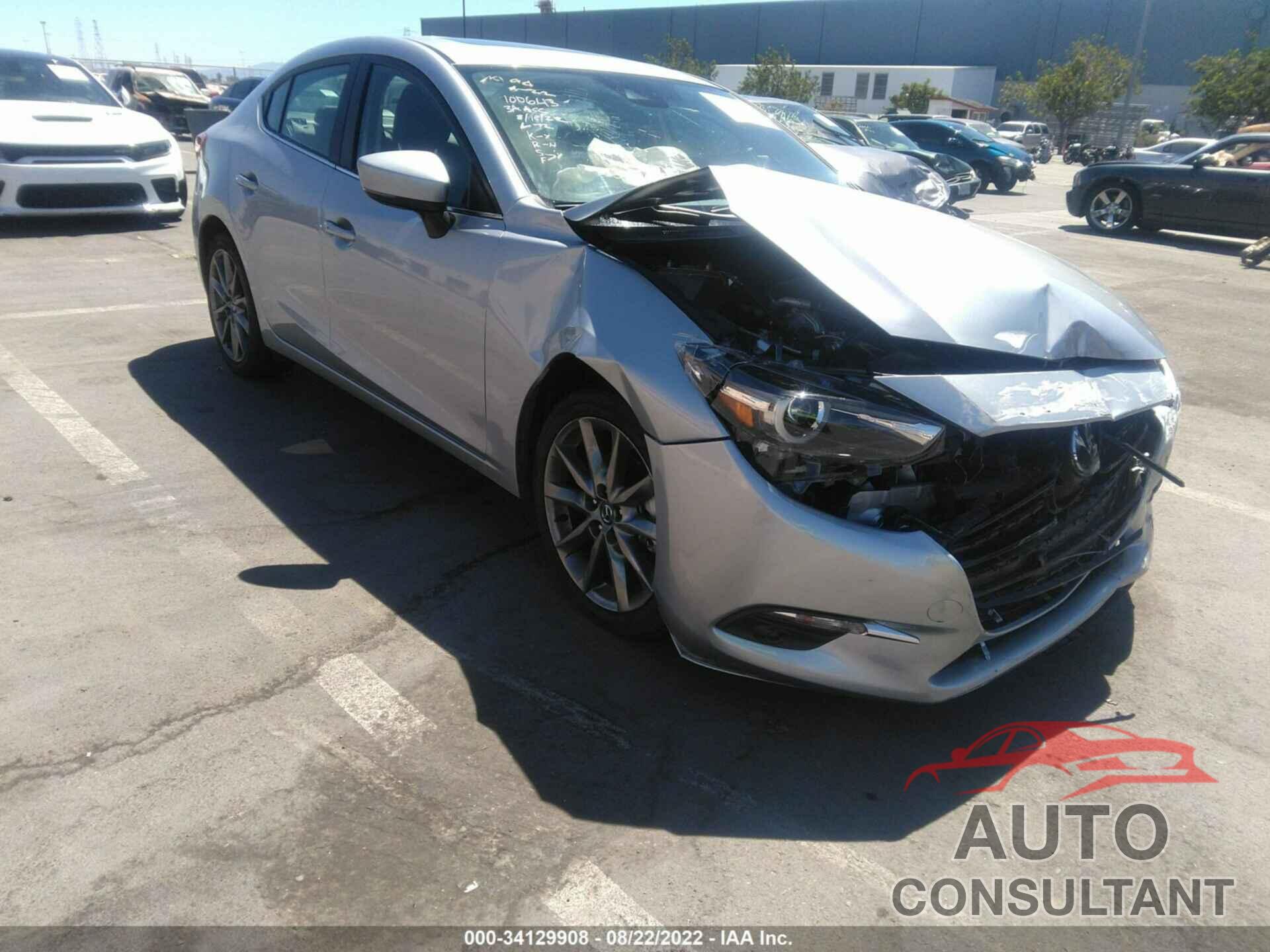 MAZDA MAZDA3 4-DOOR 2018 - 3MZBN1W36JM204881