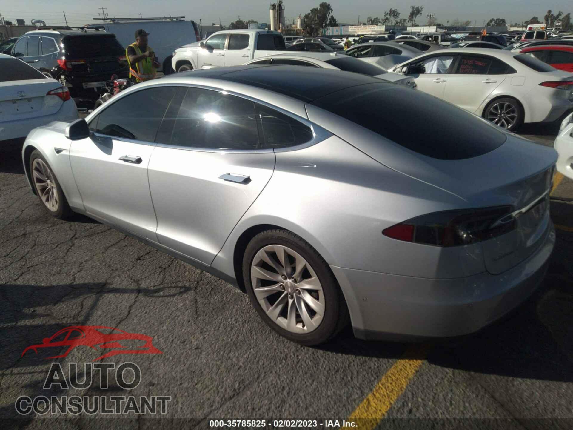 TESLA MODEL S 2016 - 5YJSA1E26GF133220