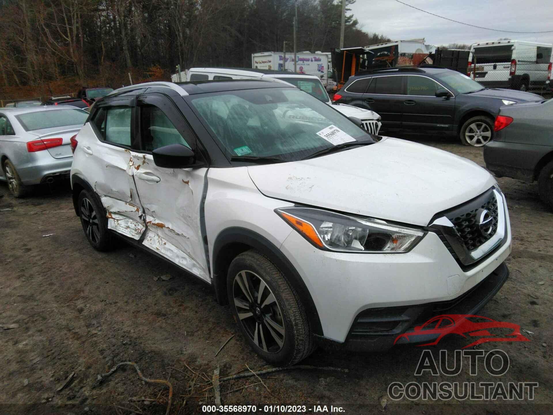 NISSAN KICKS 2018 - 3N1CP5CU5JL532548