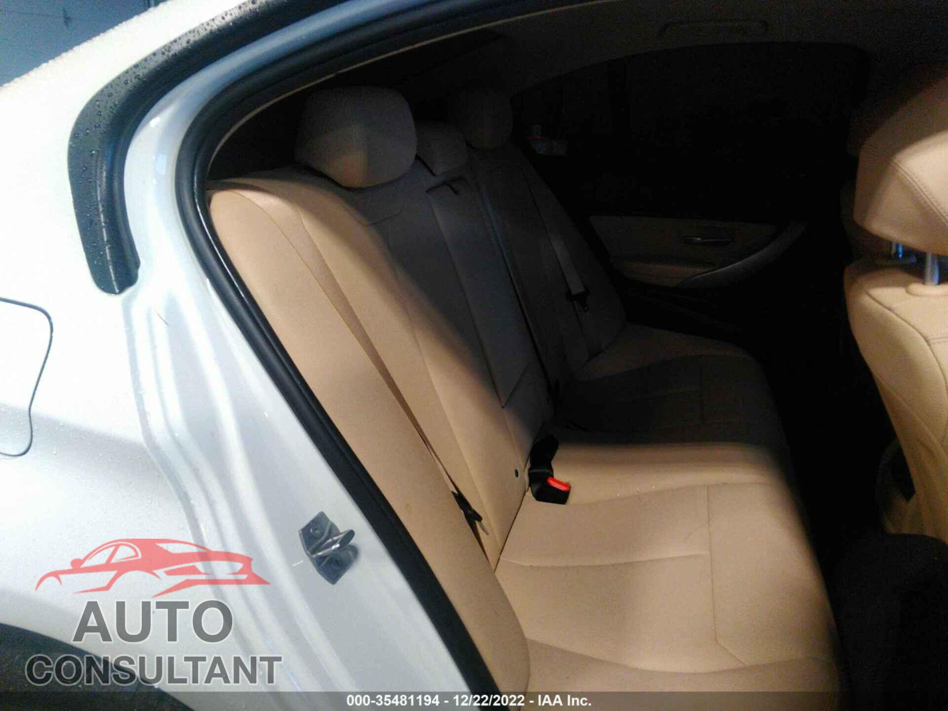 BMW 3 SERIES 2018 - WBA8A3C56JA488629