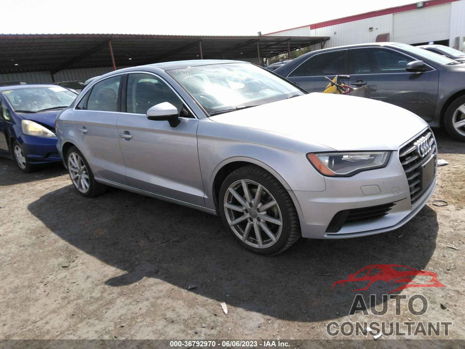 AUDI A3 2016 - WAUE8GFF2G1056168