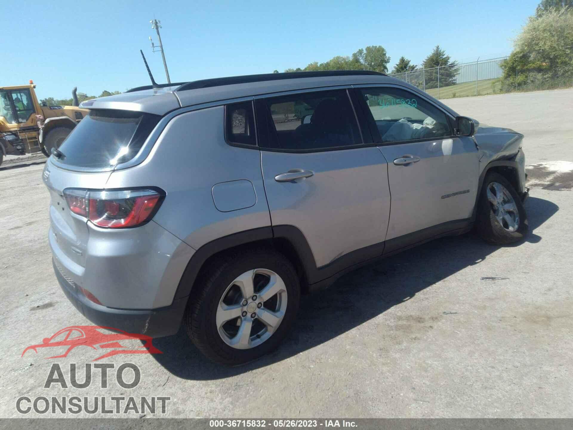JEEP COMPASS 2018 - 3C4NJDBB7JT483032