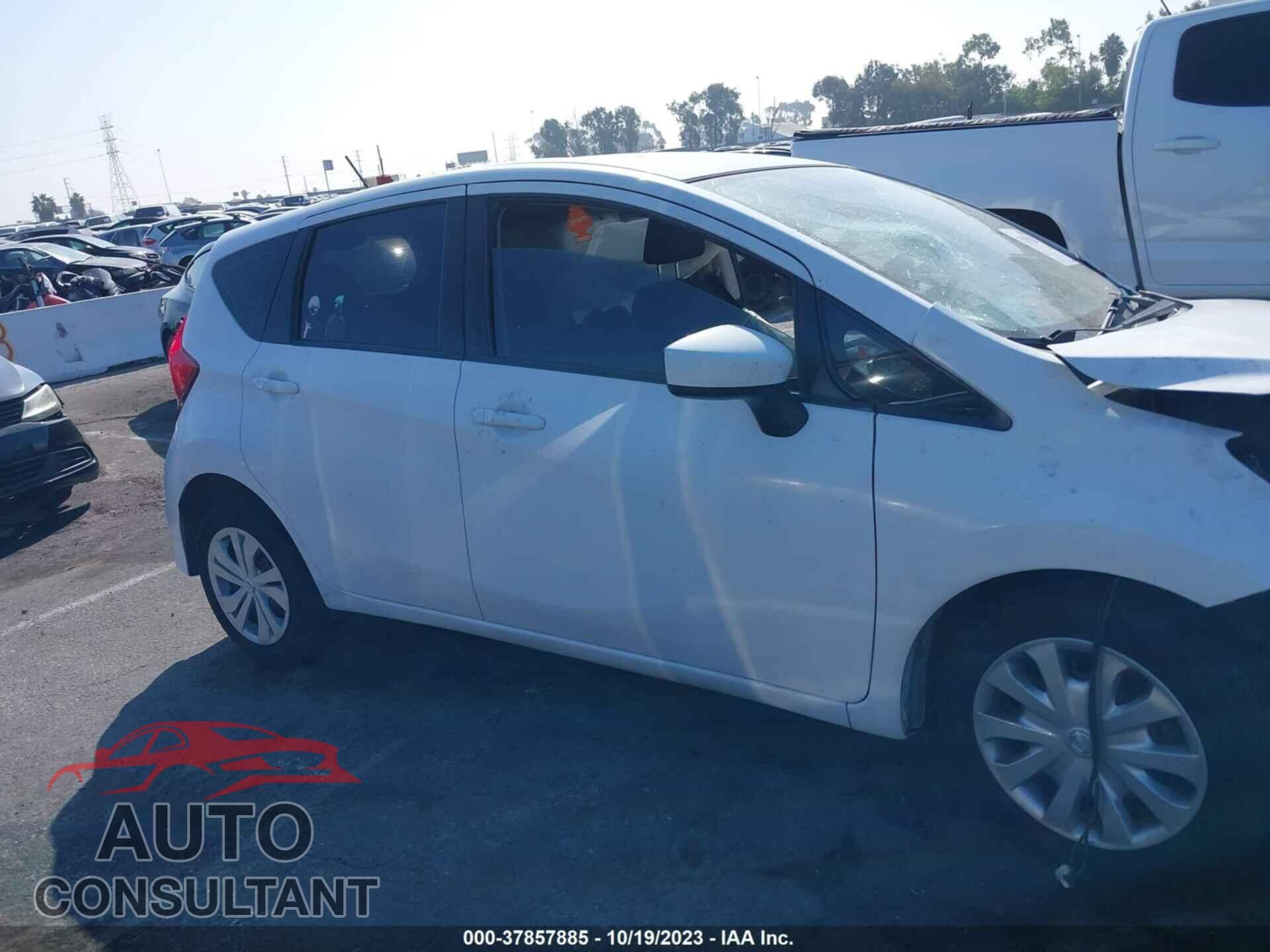 NISSAN VERSA NOTE 2017 - 3N1CE2CP2HL364571