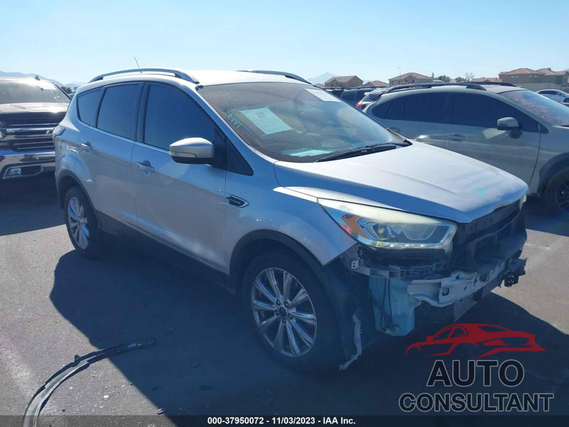 FORD ESCAPE 2017 - 1FMCU9J91HUD59408