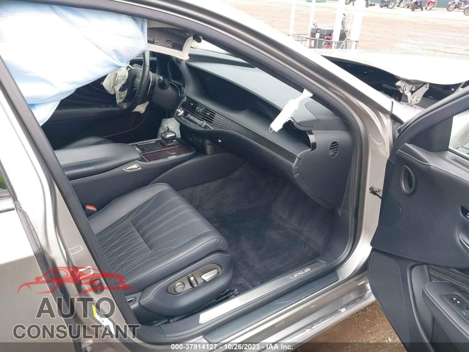 LEXUS LS 2019 - JTHC51FF4K5006453