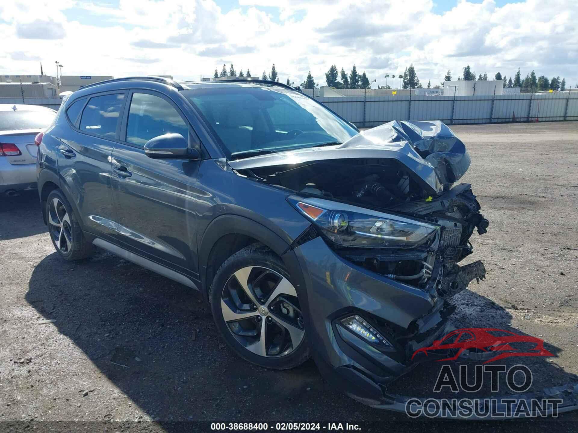 HYUNDAI TUCSON 2018 - KM8J33A25JU749573