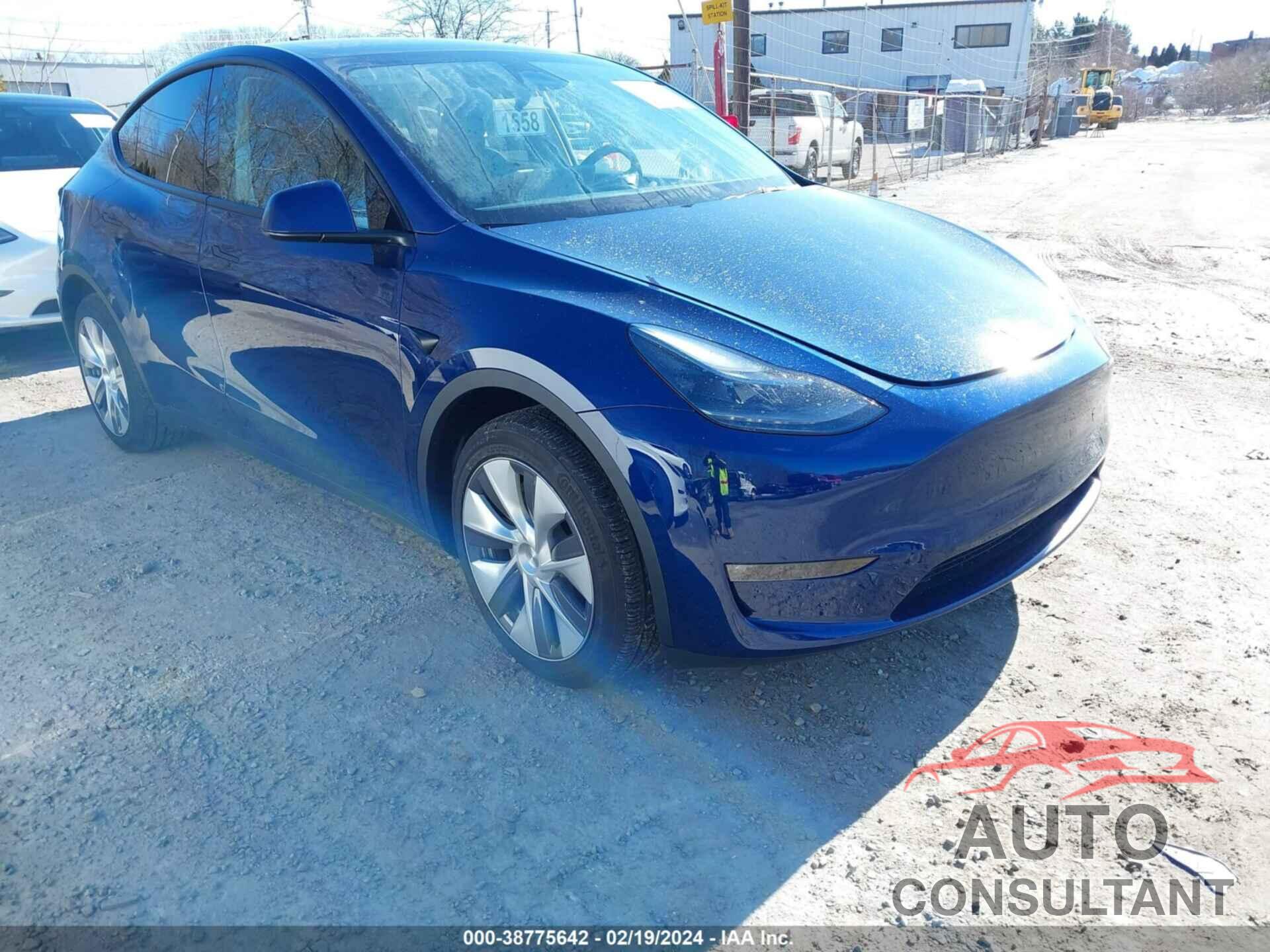 TESLA MODEL Y 2023 - 7SAYGDEE6PF924628