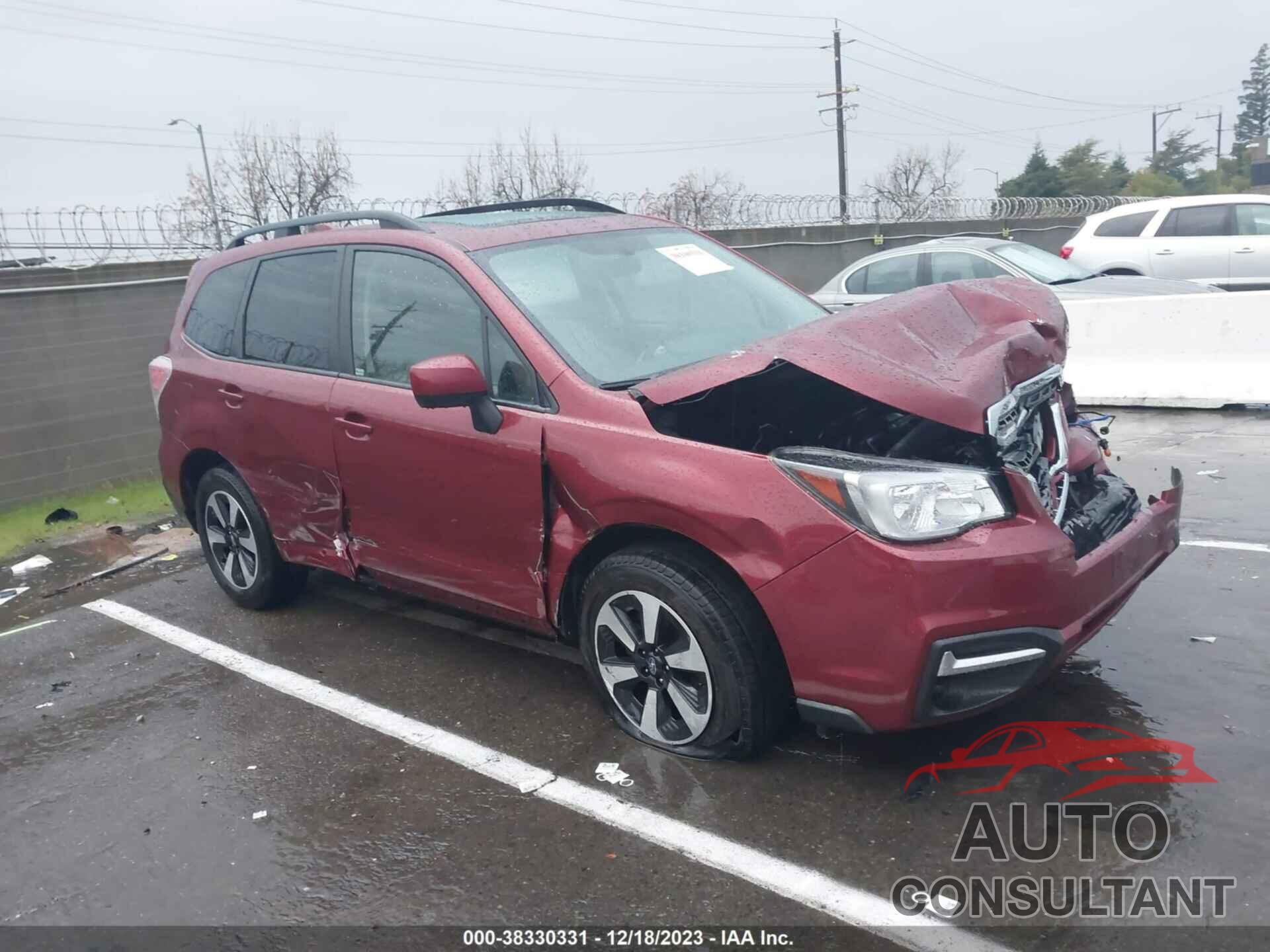 SUBARU FORESTER 2017 - JF2SJAEC3HH811739