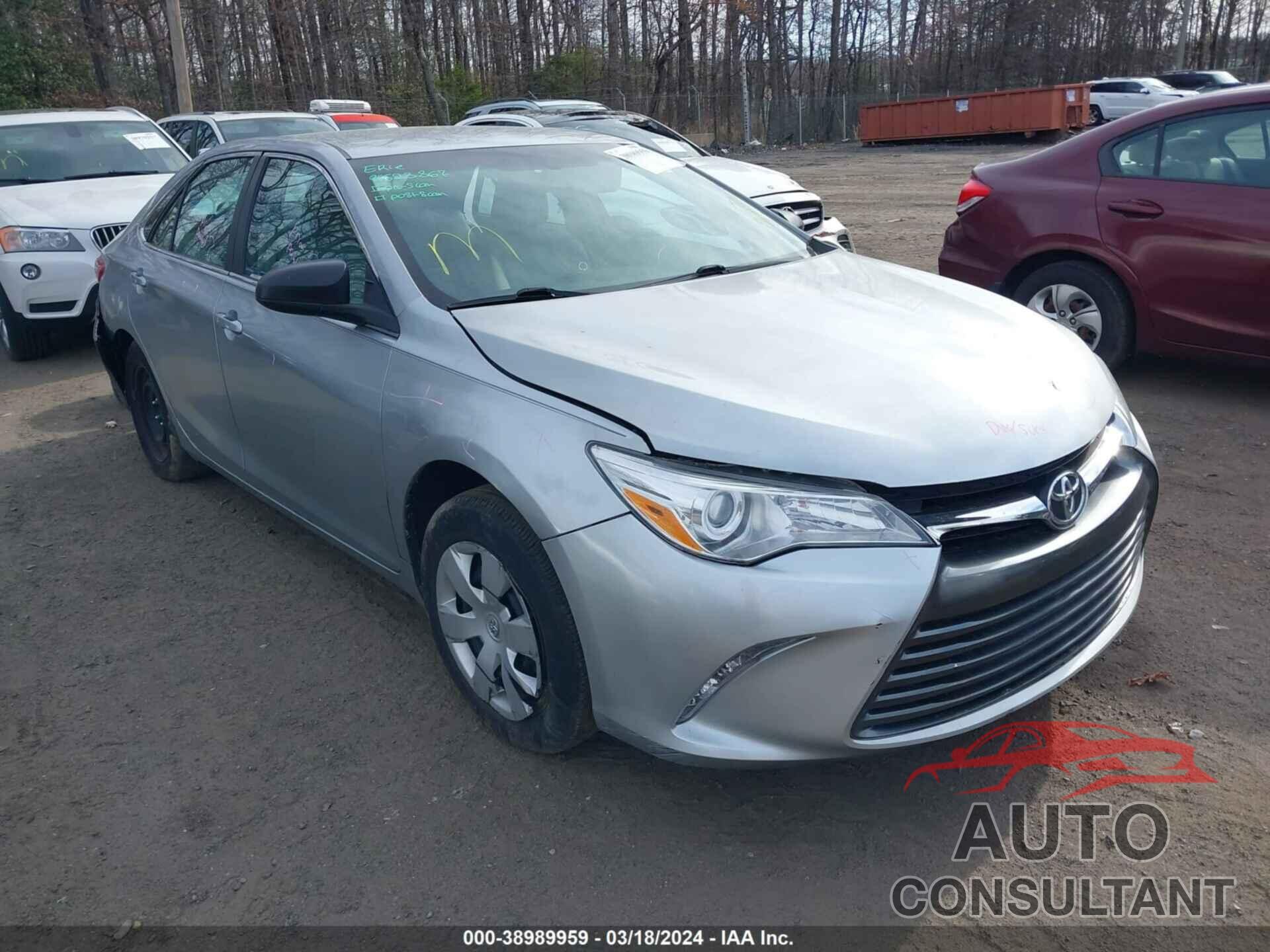 TOYOTA CAMRY 2016 - 4T4BF1FKXGR536304