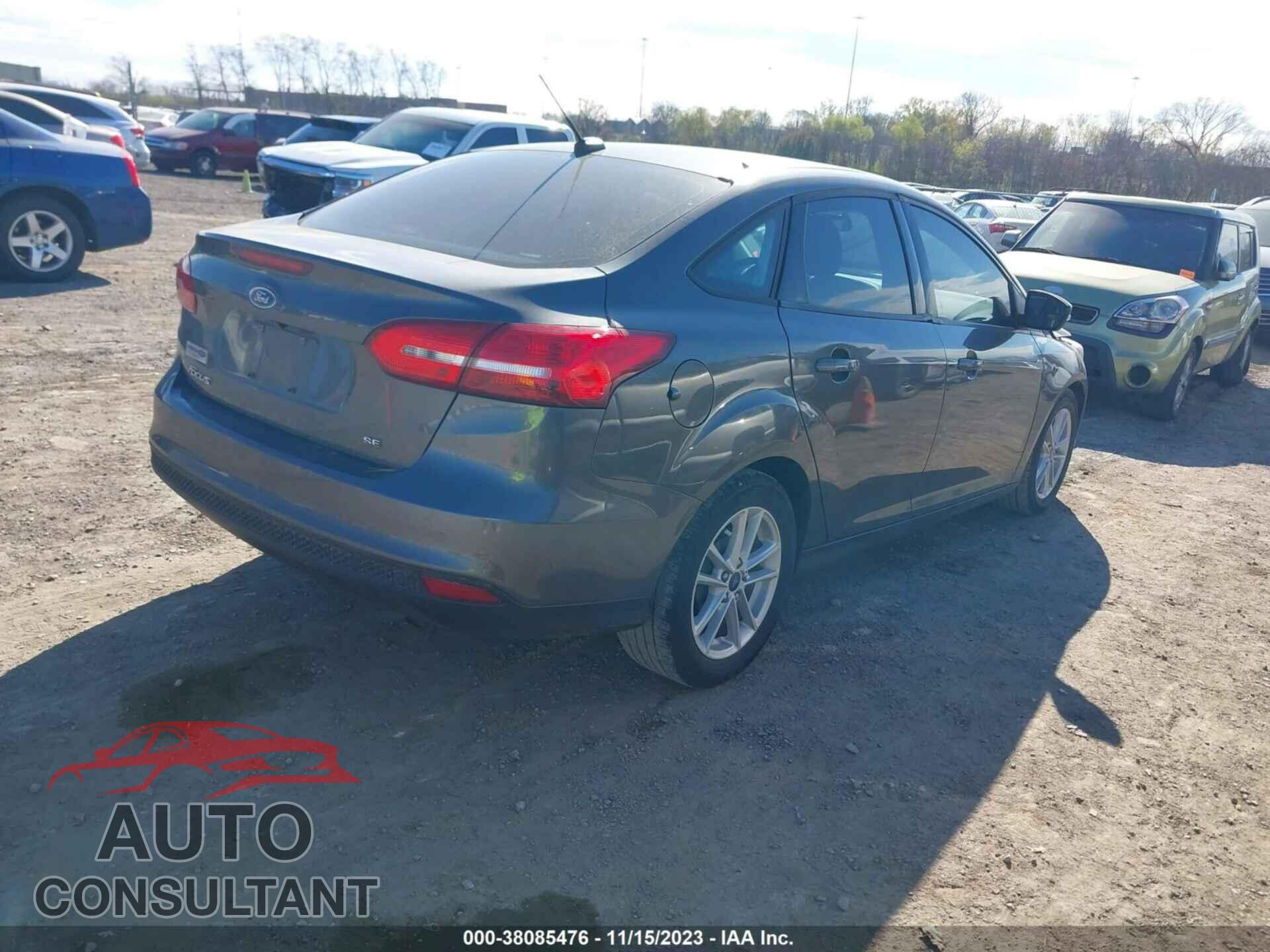 FORD FOCUS 2017 - 1FADP3F27HL345968