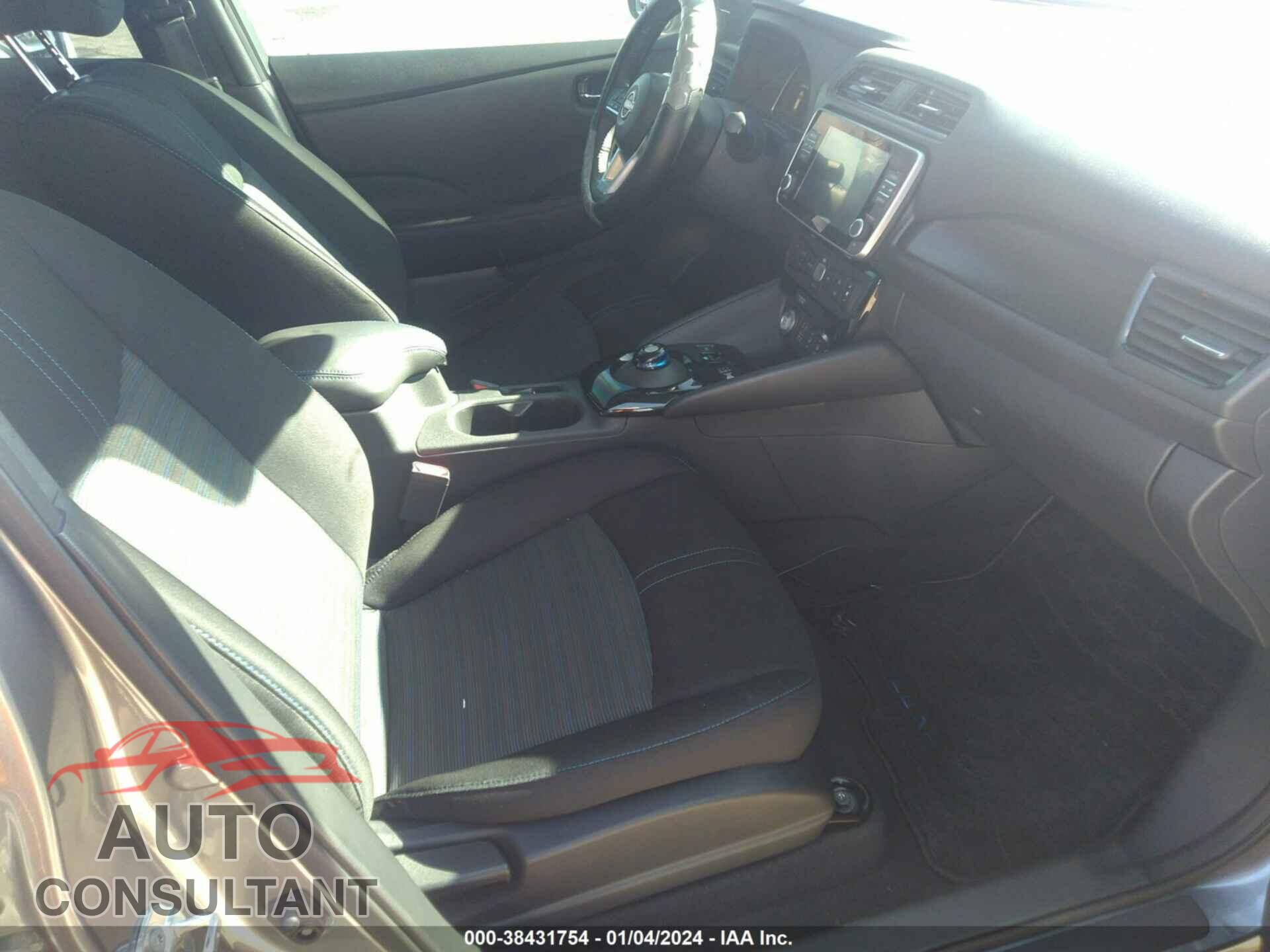 NISSAN LEAF 2023 - 1N4CZ1CV7PC552805
