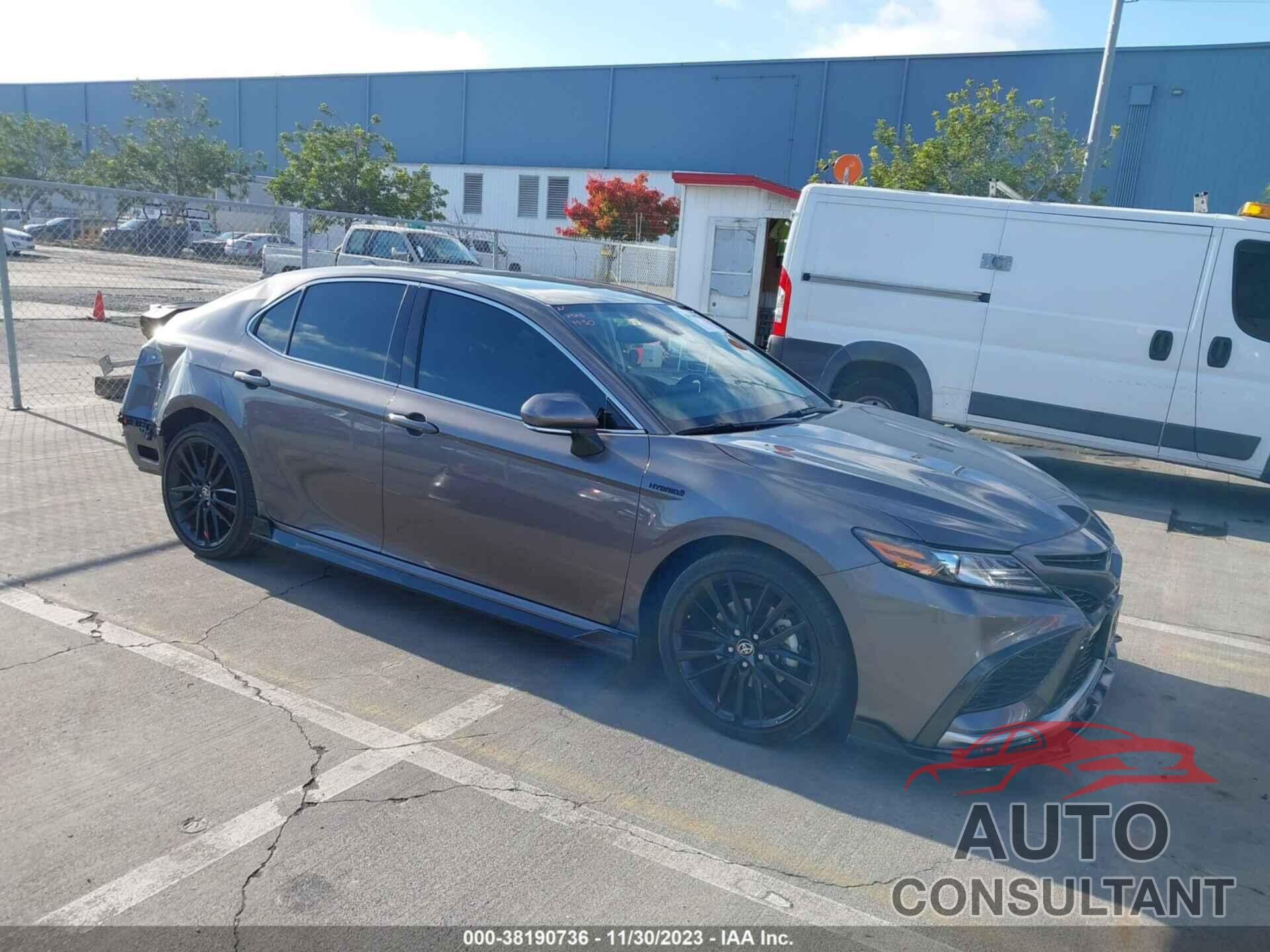 TOYOTA CAMRY 2021 - 4T1K31AK2MU553359