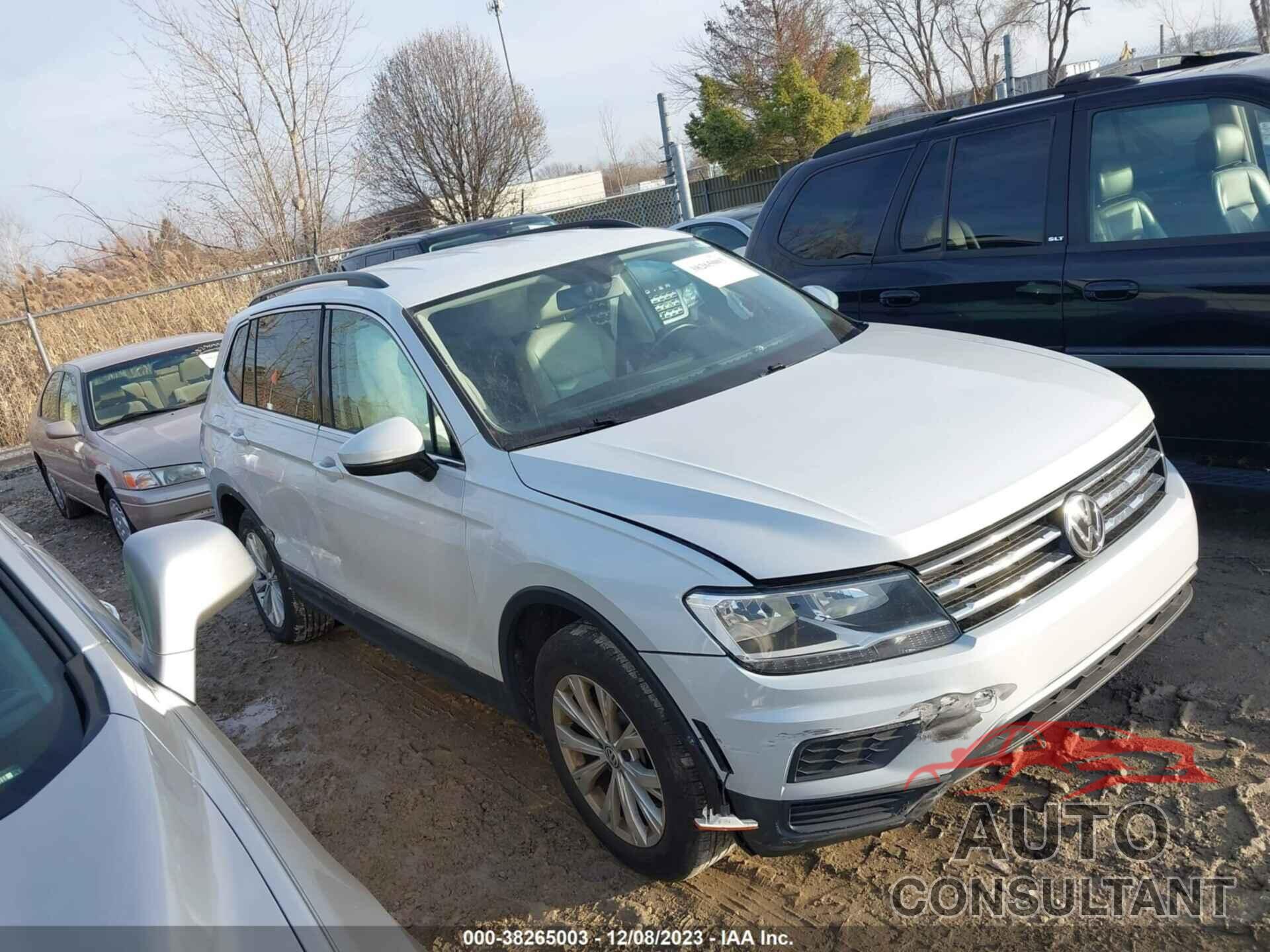 VOLKSWAGEN TIGUAN 2018 - 3VV2B7AX2JM181710