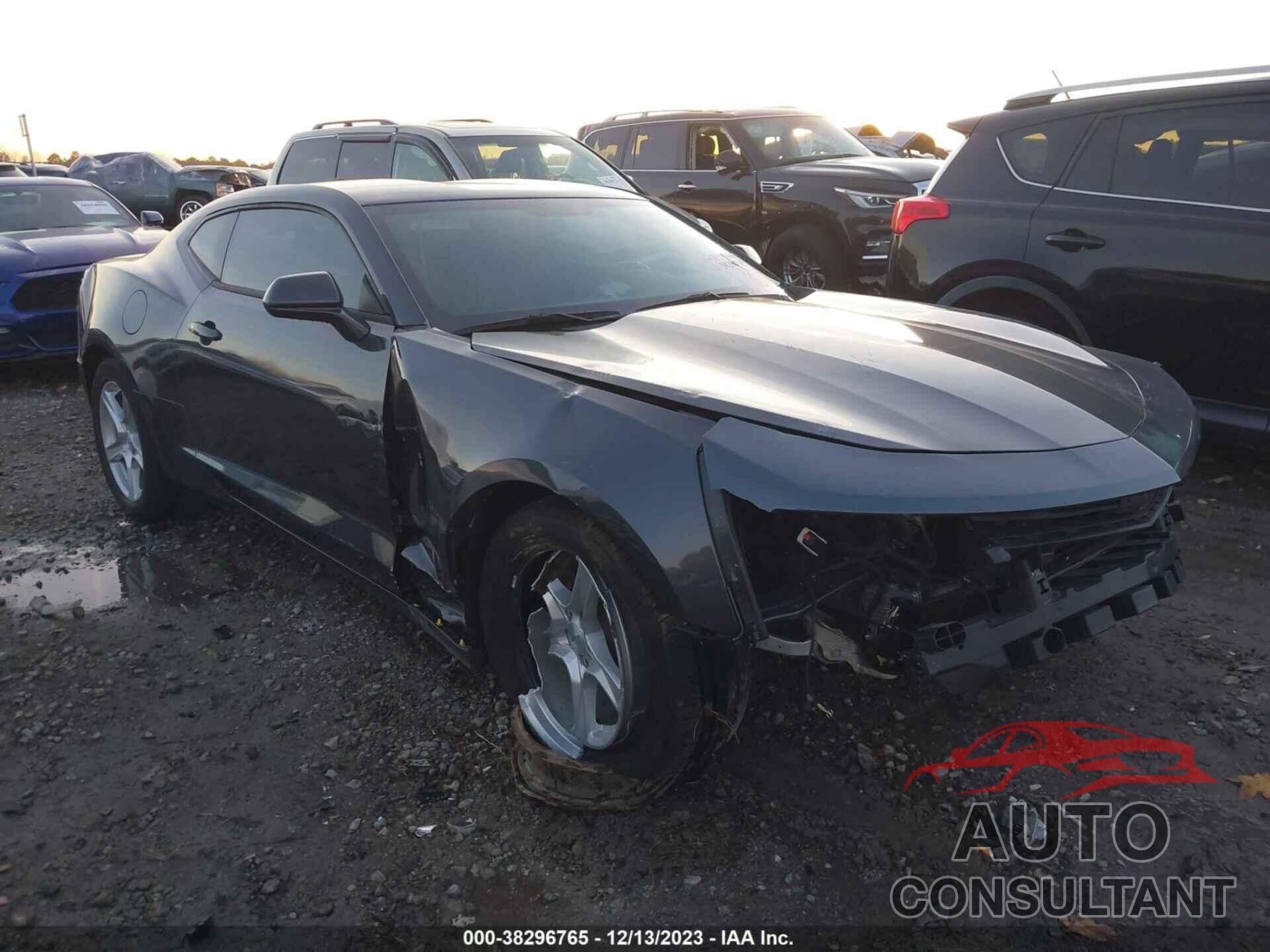 CHEVROLET CAMARO 2018 - 1G1FB1RX6J0190603