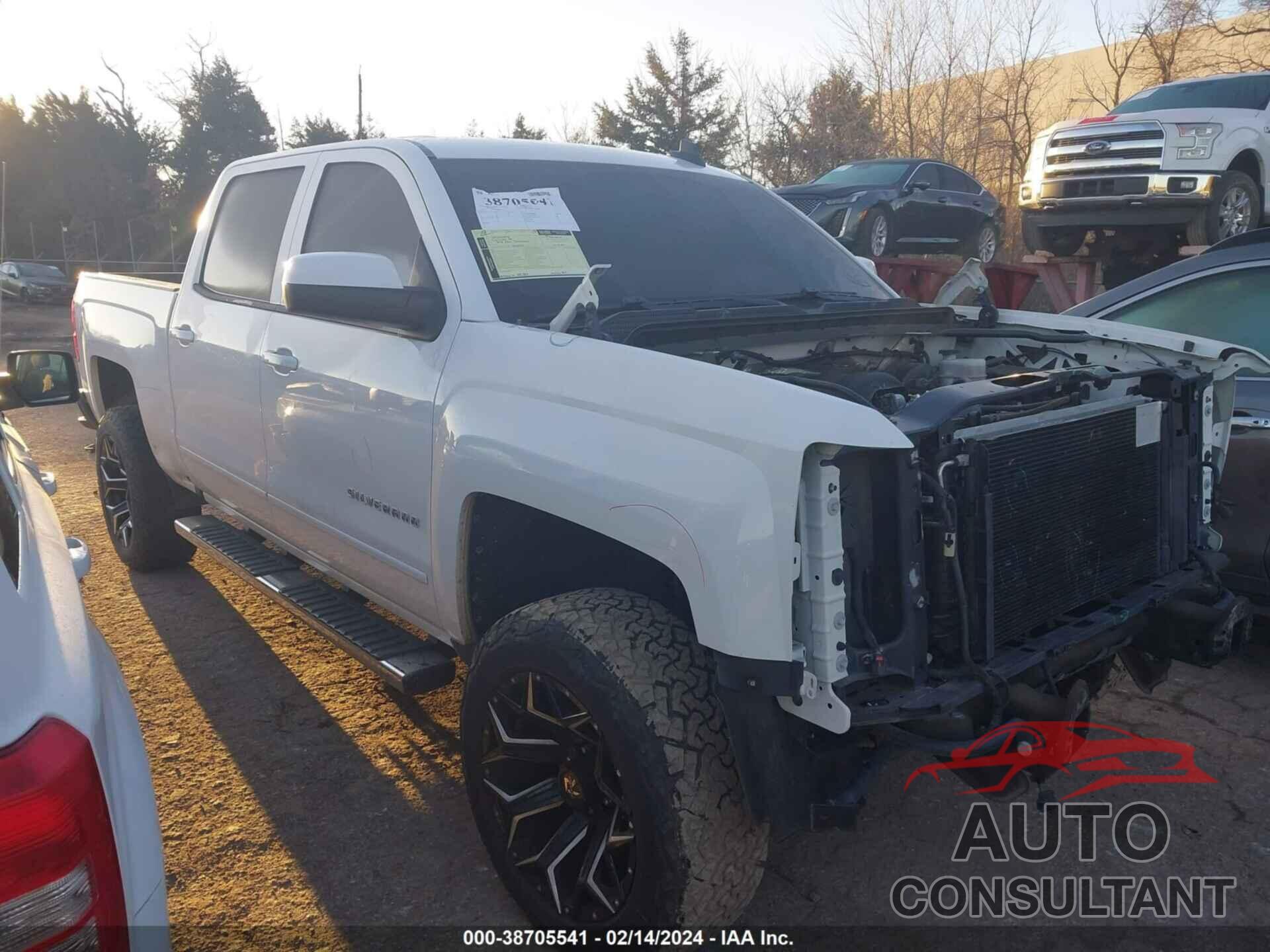 CHEVROLET SILVERADO 1500 2018 - 3GCPCREC5JG217957