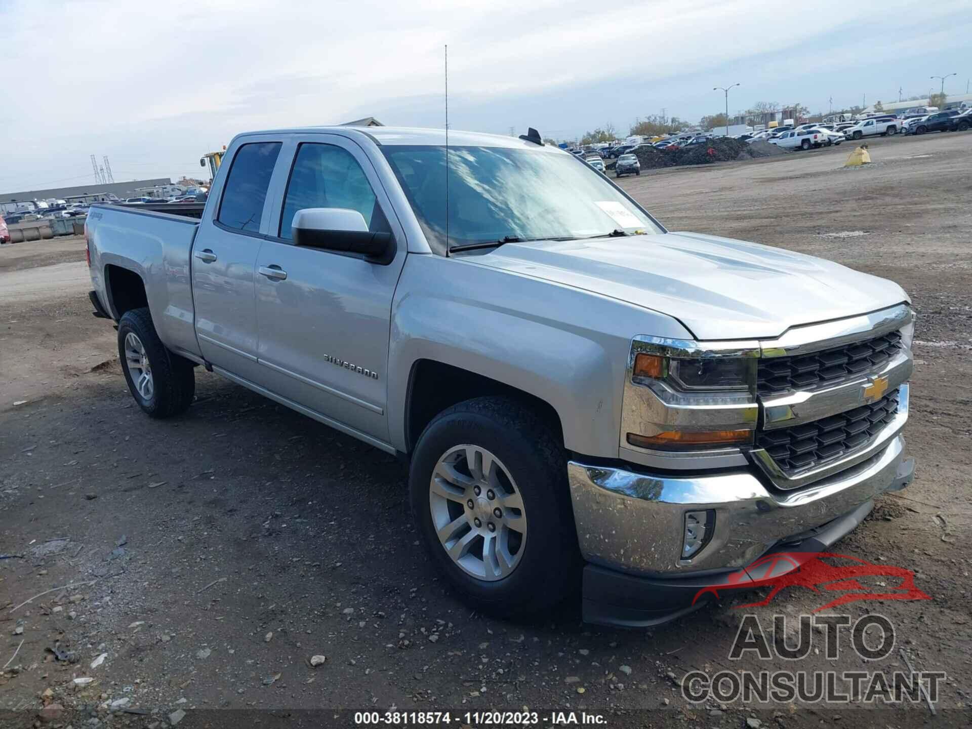 CHEVROLET SILVERADO 1500 2018 - 1GCVKREH1JZ199270