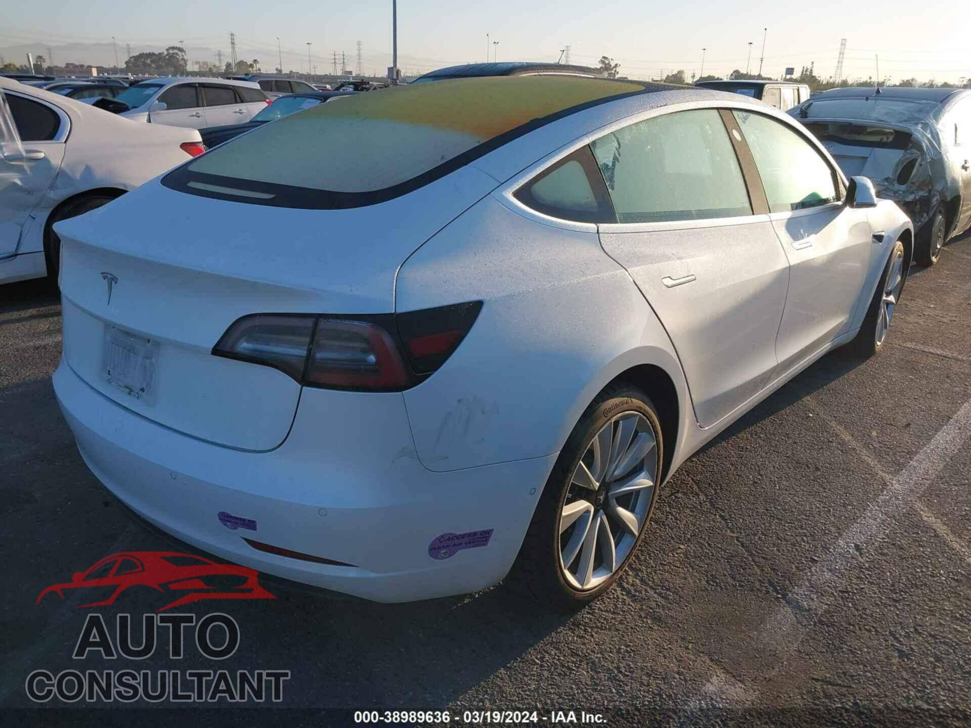 TESLA MODEL 3 2018 - 5YJ3E1EA7JF164810