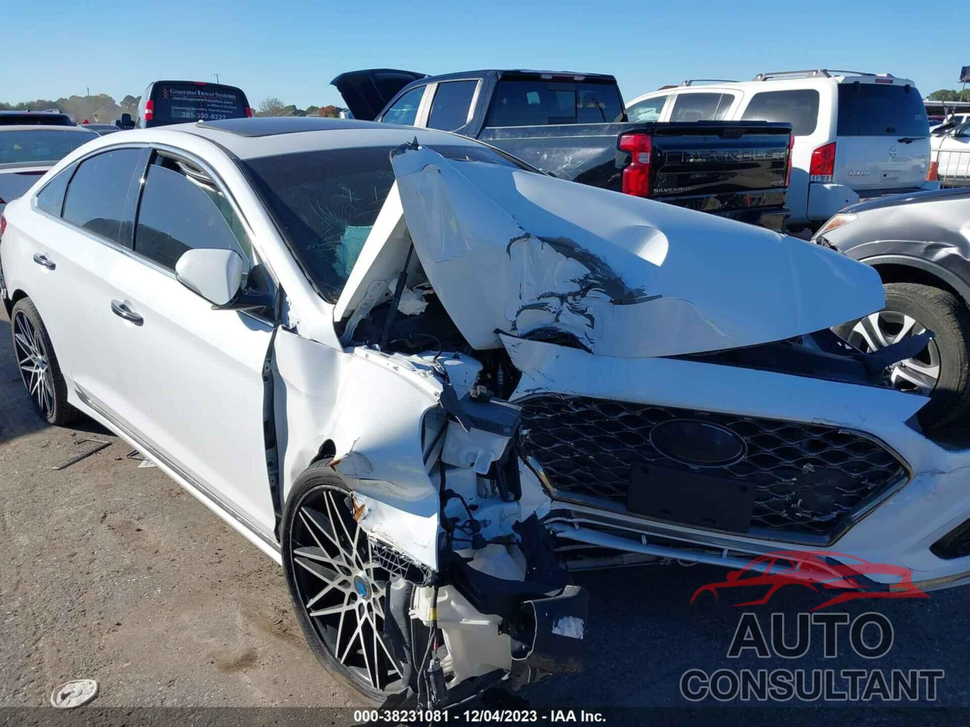 HYUNDAI SONATA 2018 - 5NPE34AF3JH688457