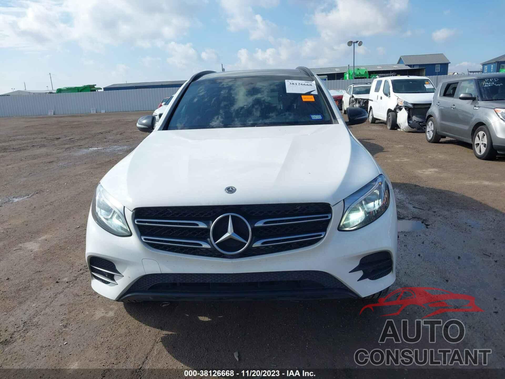 MERCEDES-BENZ GLC 300 2018 - WDC0G4JB2JV099745