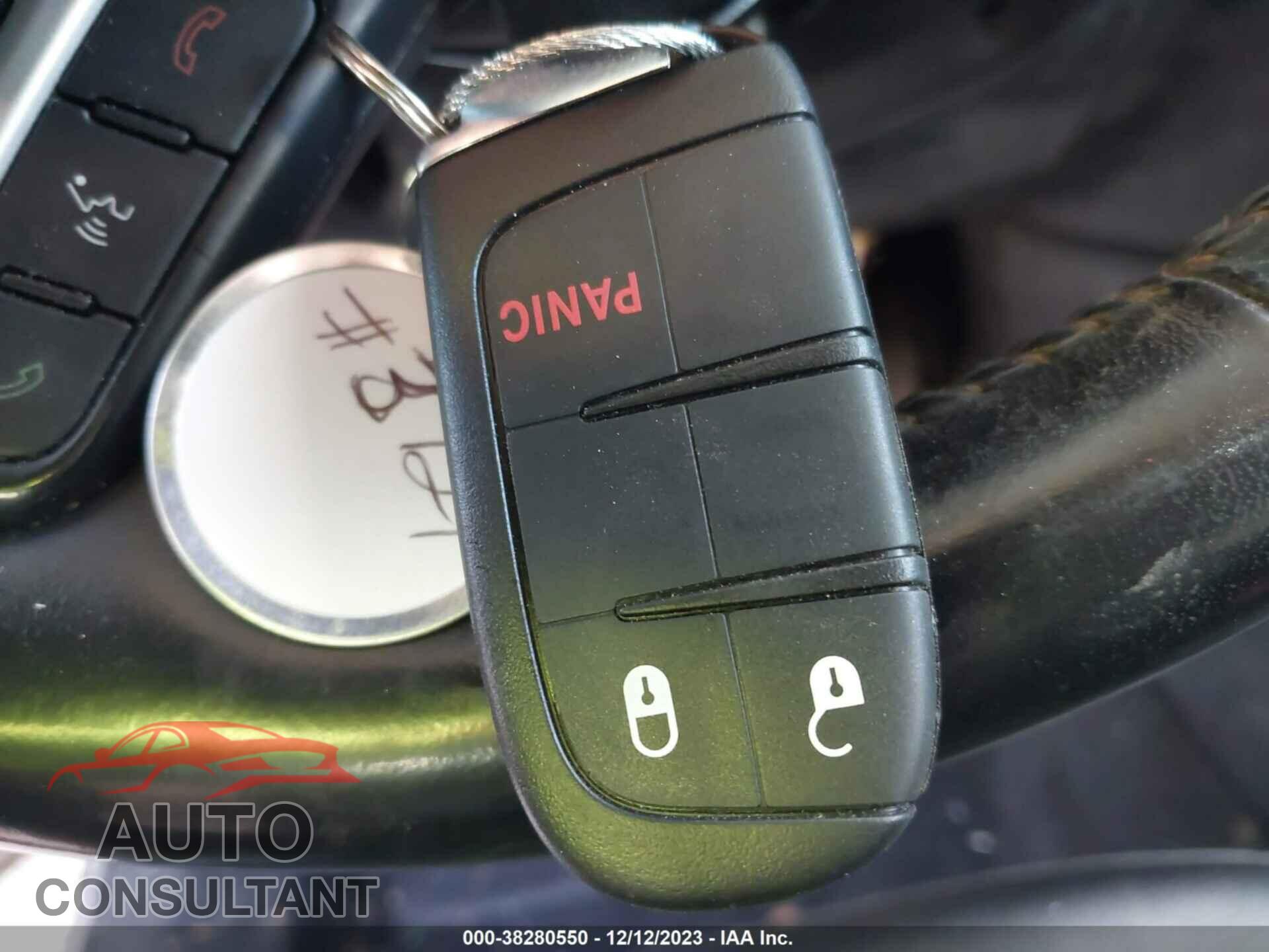 JEEP COMPASS 2018 - 3C4NJDBB4JT231867