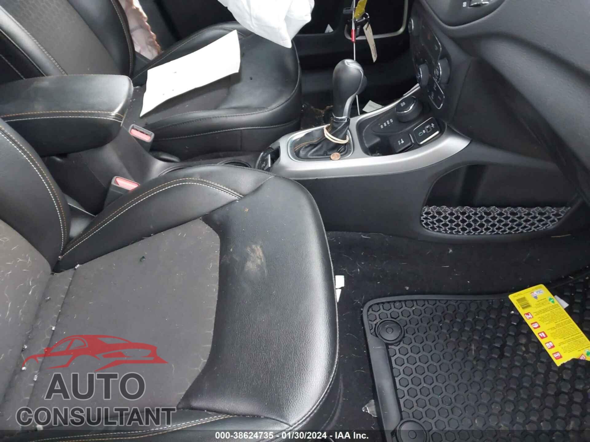 JEEP COMPASS 2020 - 3C4NJDBB8LT217764