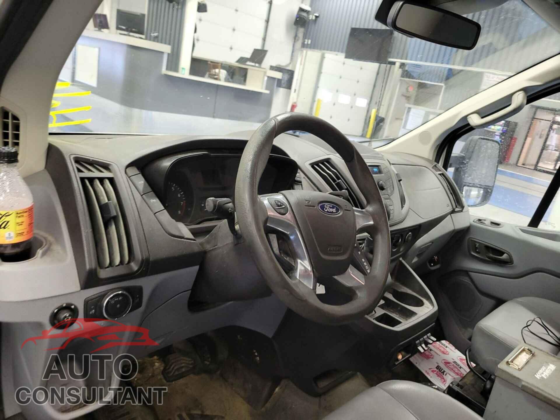 FORD TRANSIT-150 2017 - 1FTYE1YM1HKB17605