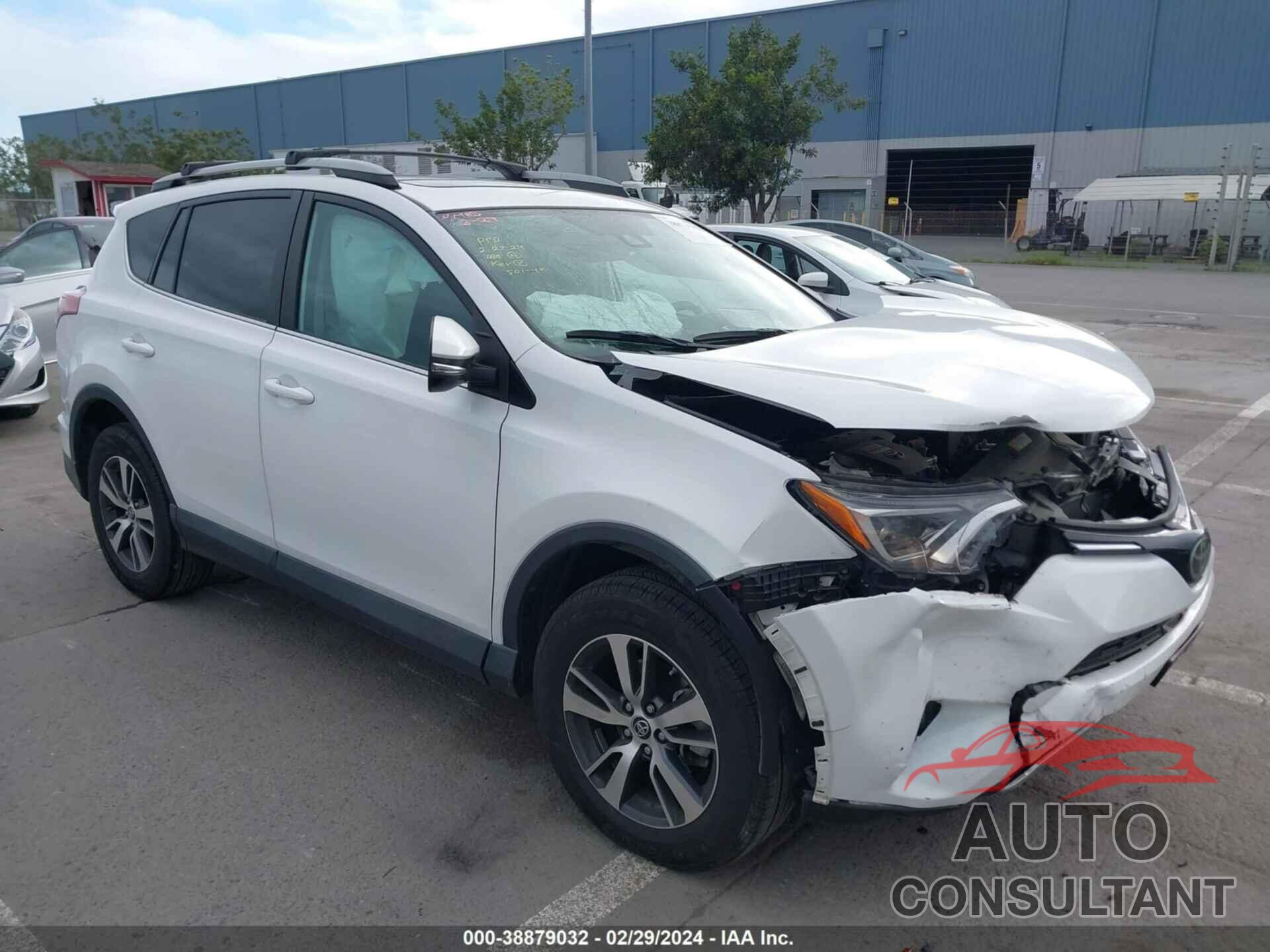 TOYOTA RAV4 2017 - 2T3RFREV7HW565075