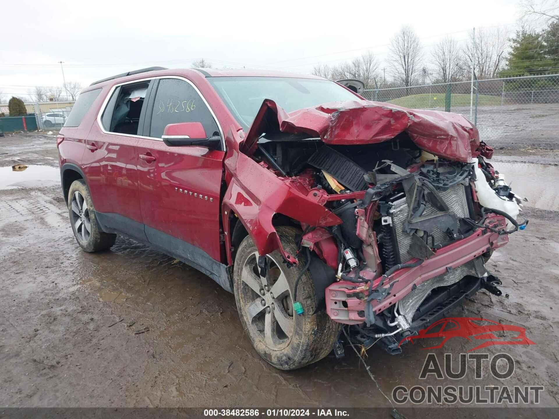 CHEVROLET TRAVERSE 2019 - 1GNERHKW8KJ281531