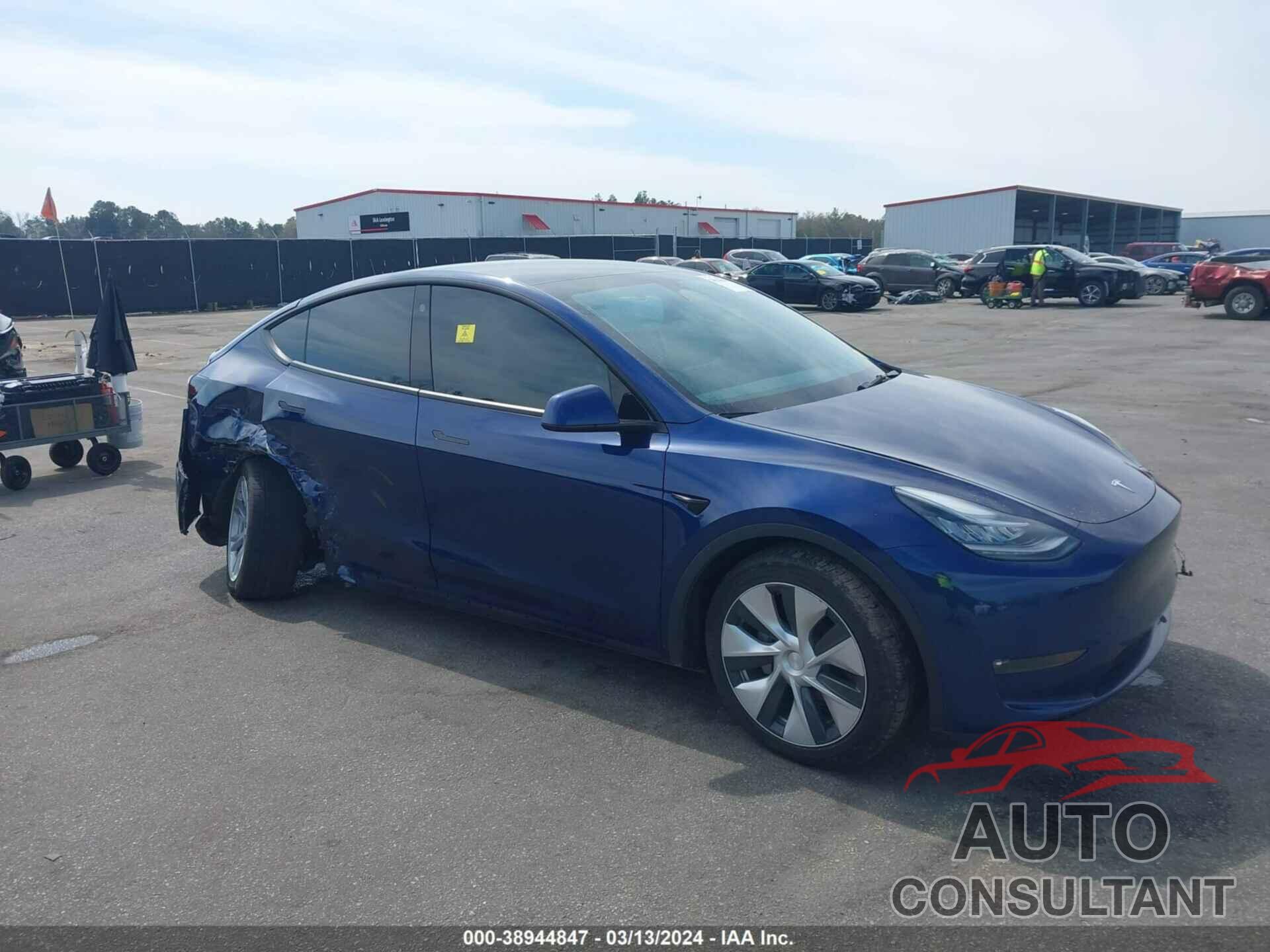 TESLA MODEL Y 2022 - 7SAYGDEE5NF429947