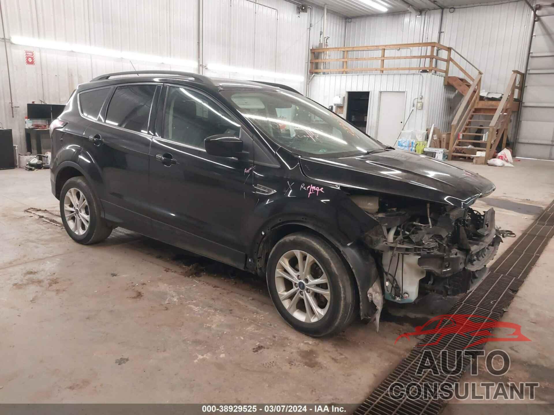 FORD ESCAPE 2017 - 1FMCU9GD3HUB94067