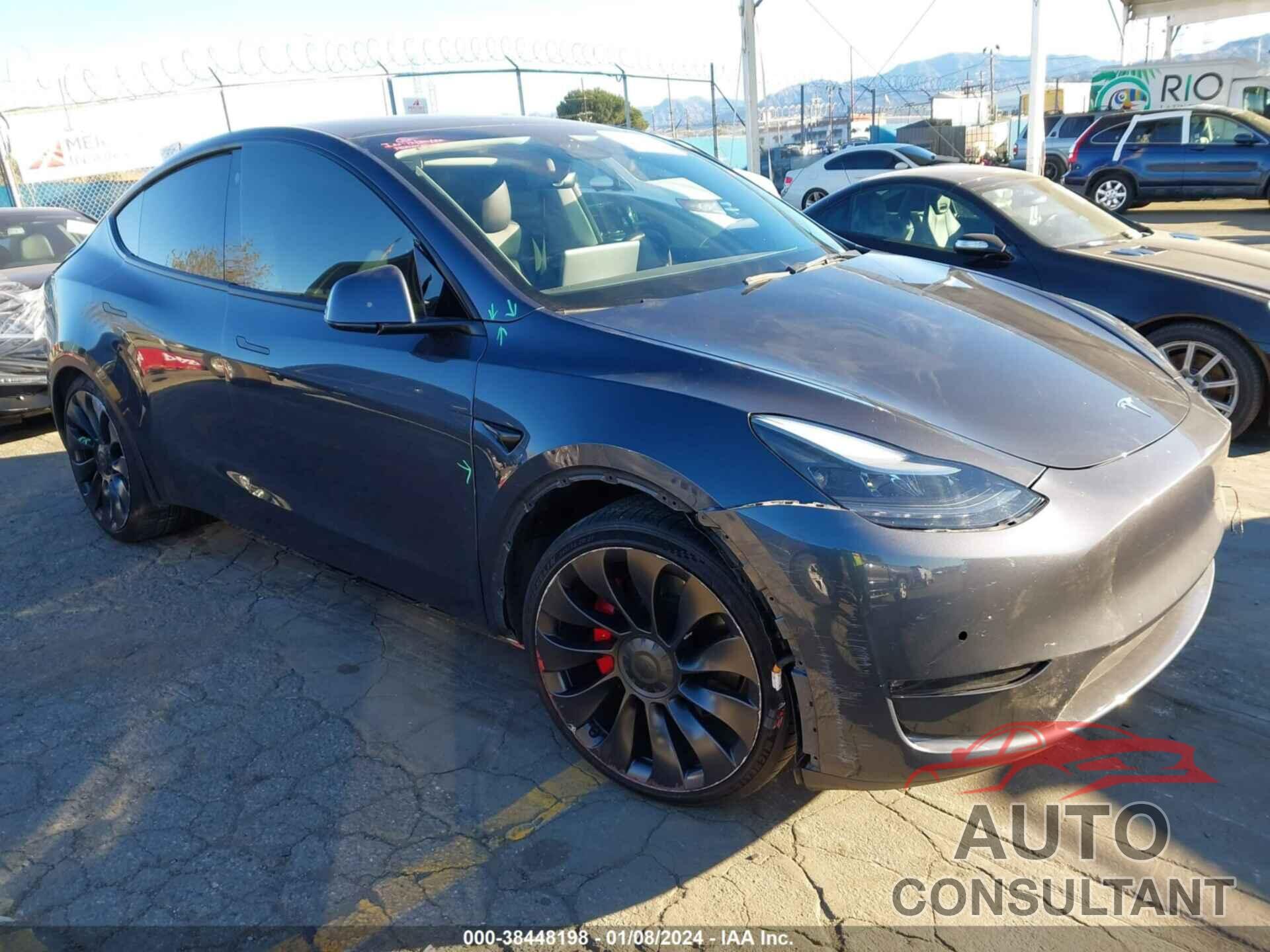 TESLA MODEL Y 2022 - 7SAYGDEF9NF404865