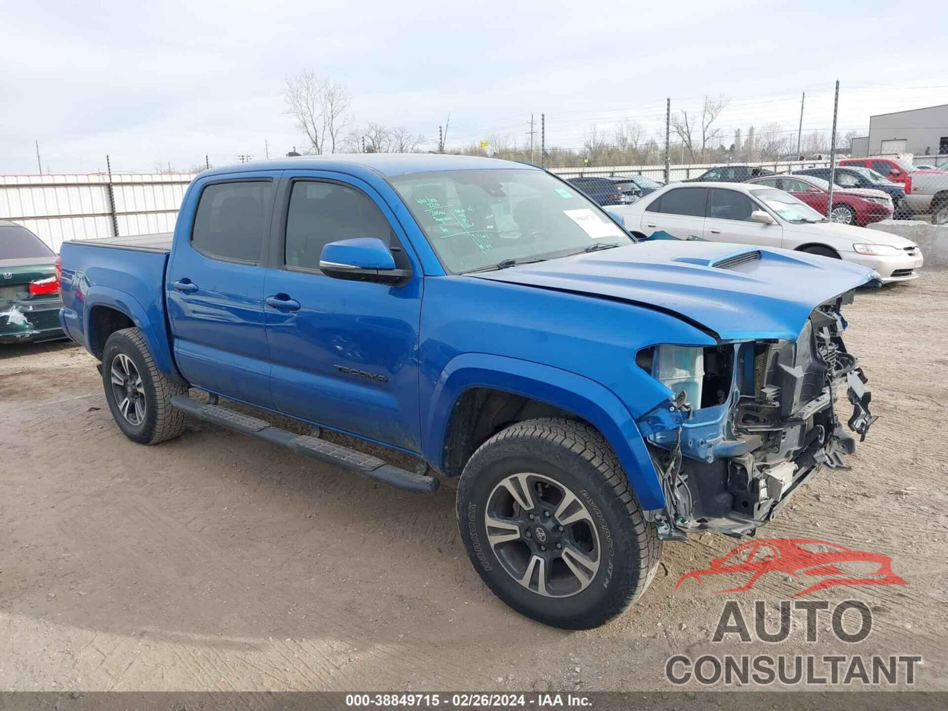 TOYOTA TACOMA 2018 - 5TFAZ5CN7JX065595