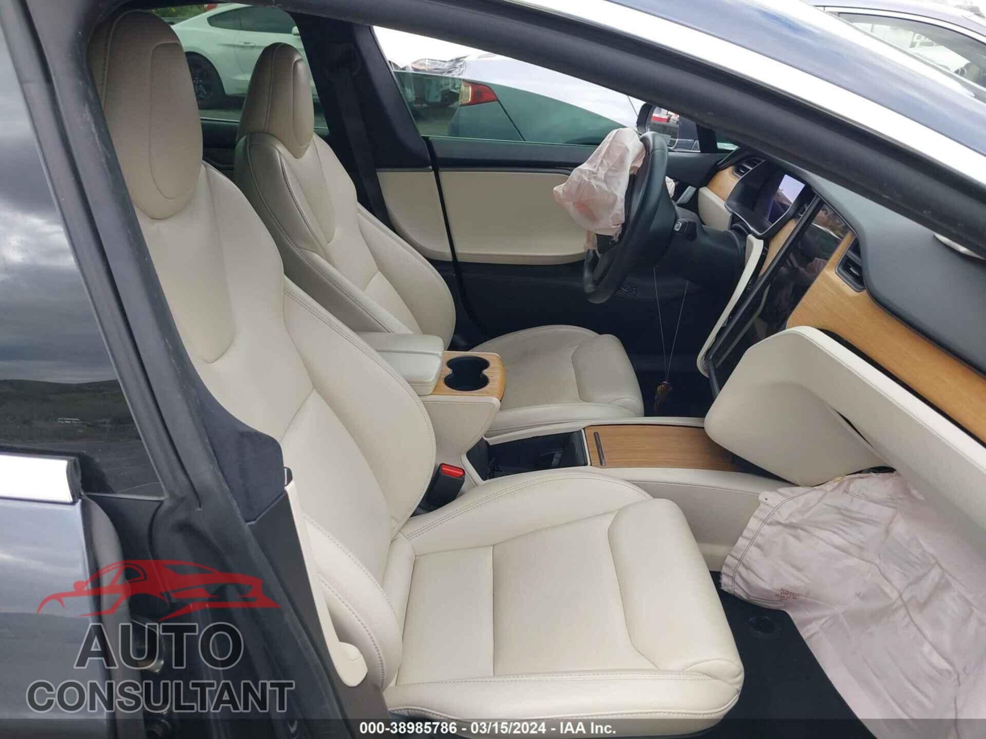 TESLA MODEL S 2020 - 5YJSA1E23LF366529