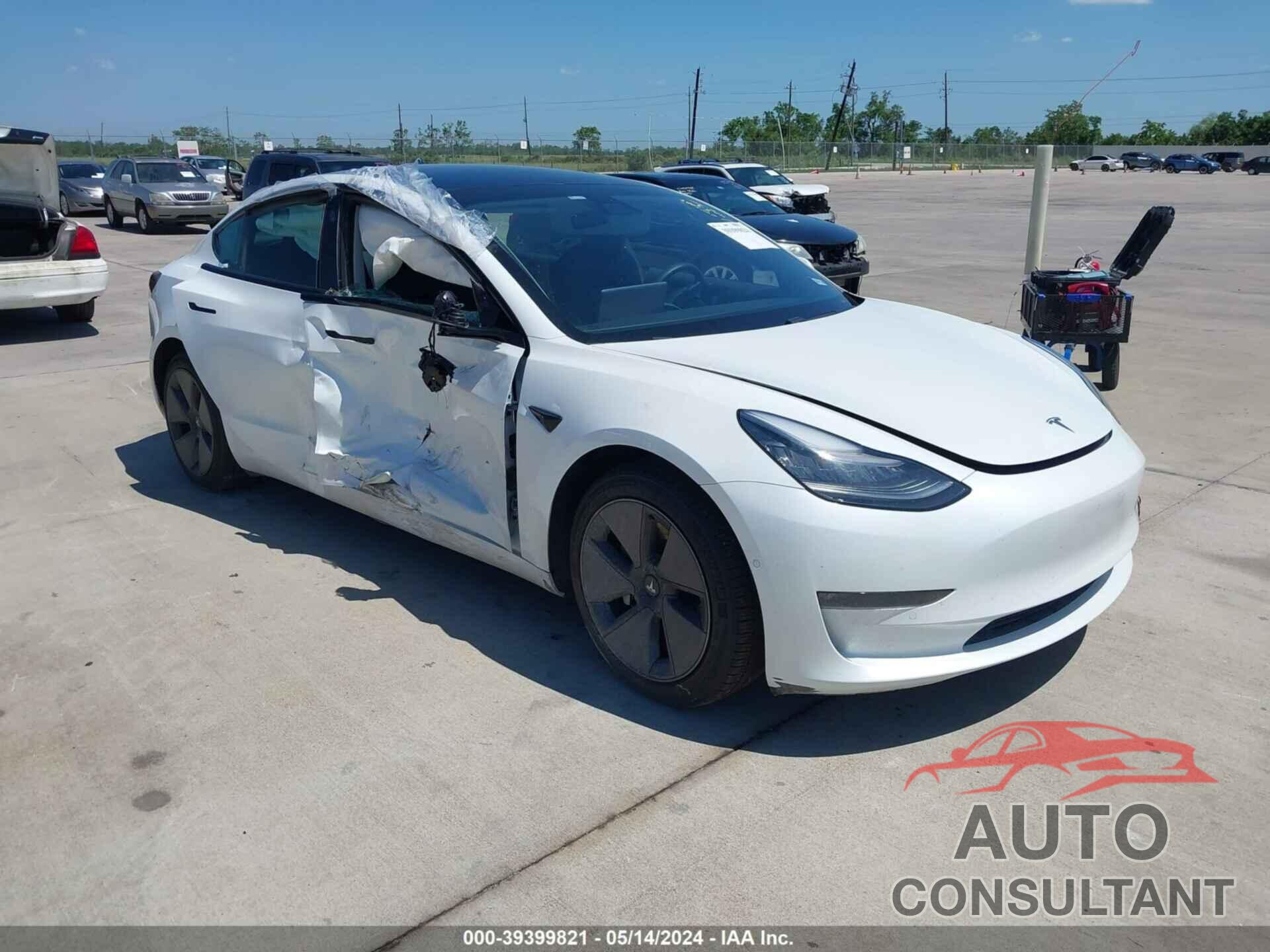 TESLA MODEL 3 2021 - 5YJ3E1EB9MF838128