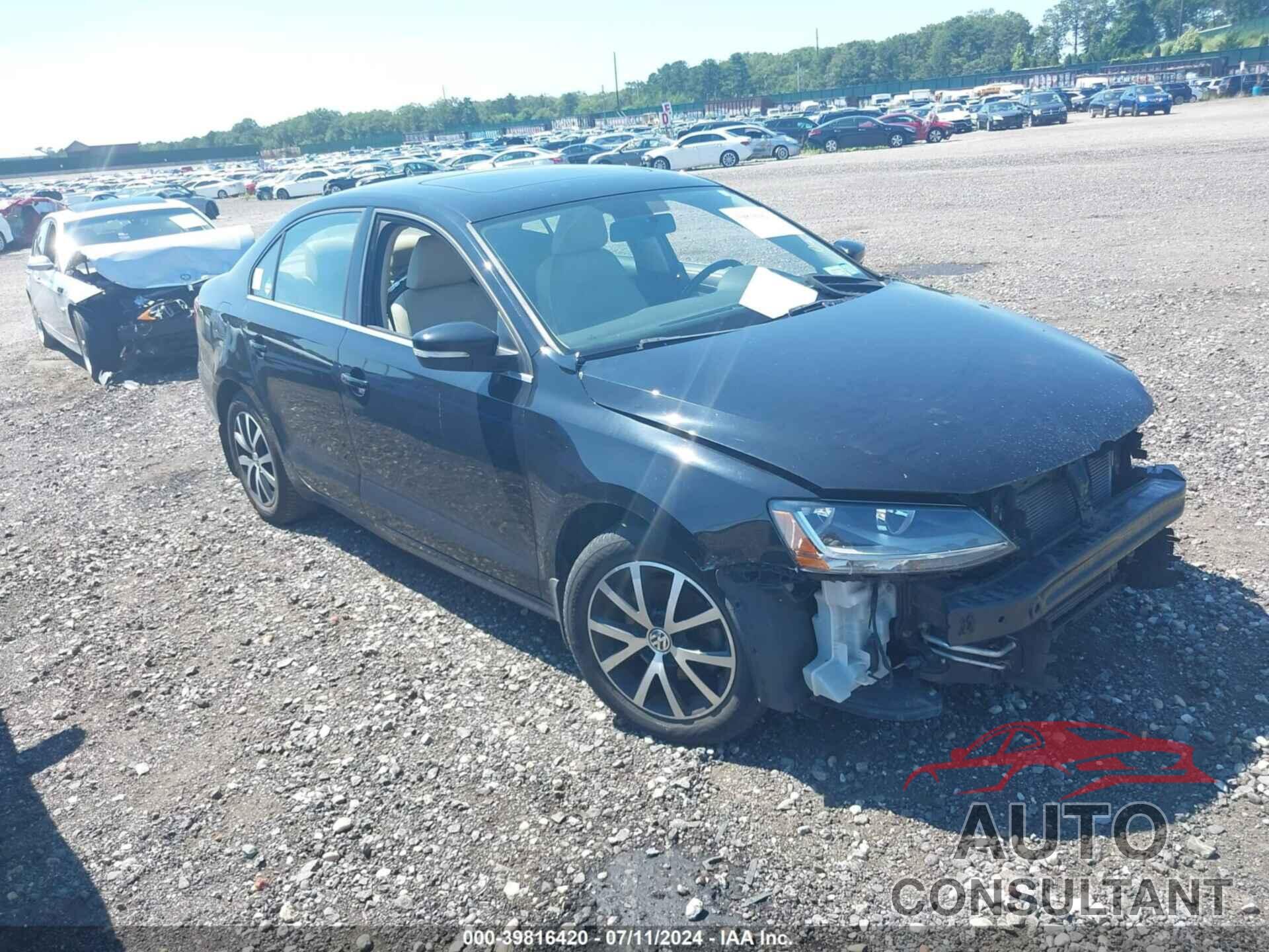 VOLKSWAGEN JETTA 2017 - 3VWDB7AJ5HM242459