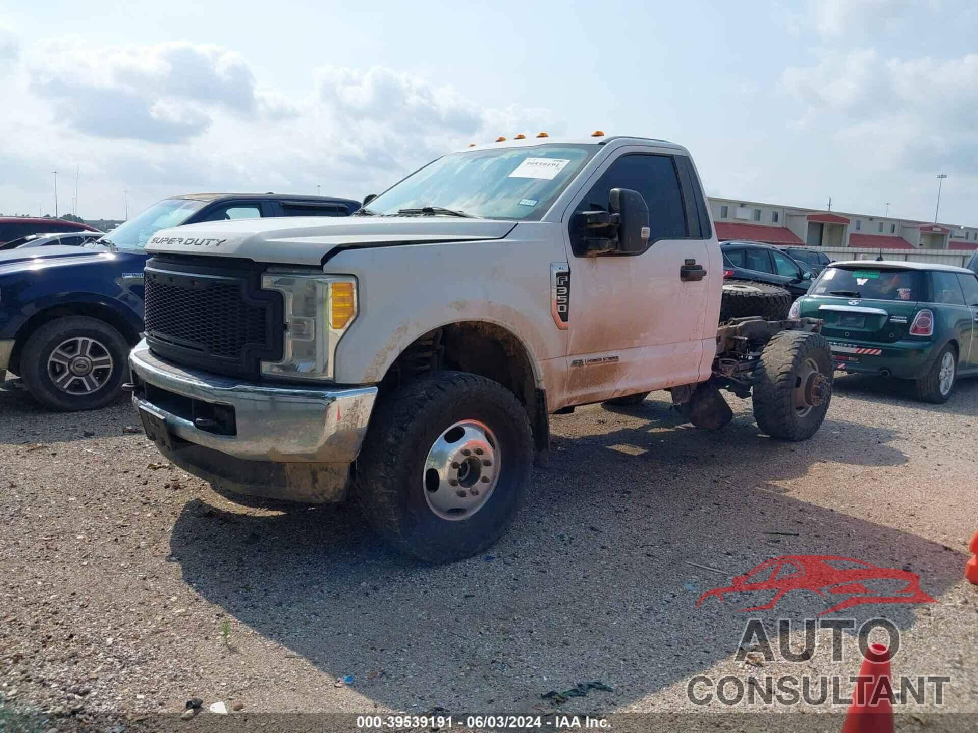 FORD F-350 2017 - 1FTRF3DT0HEE32436